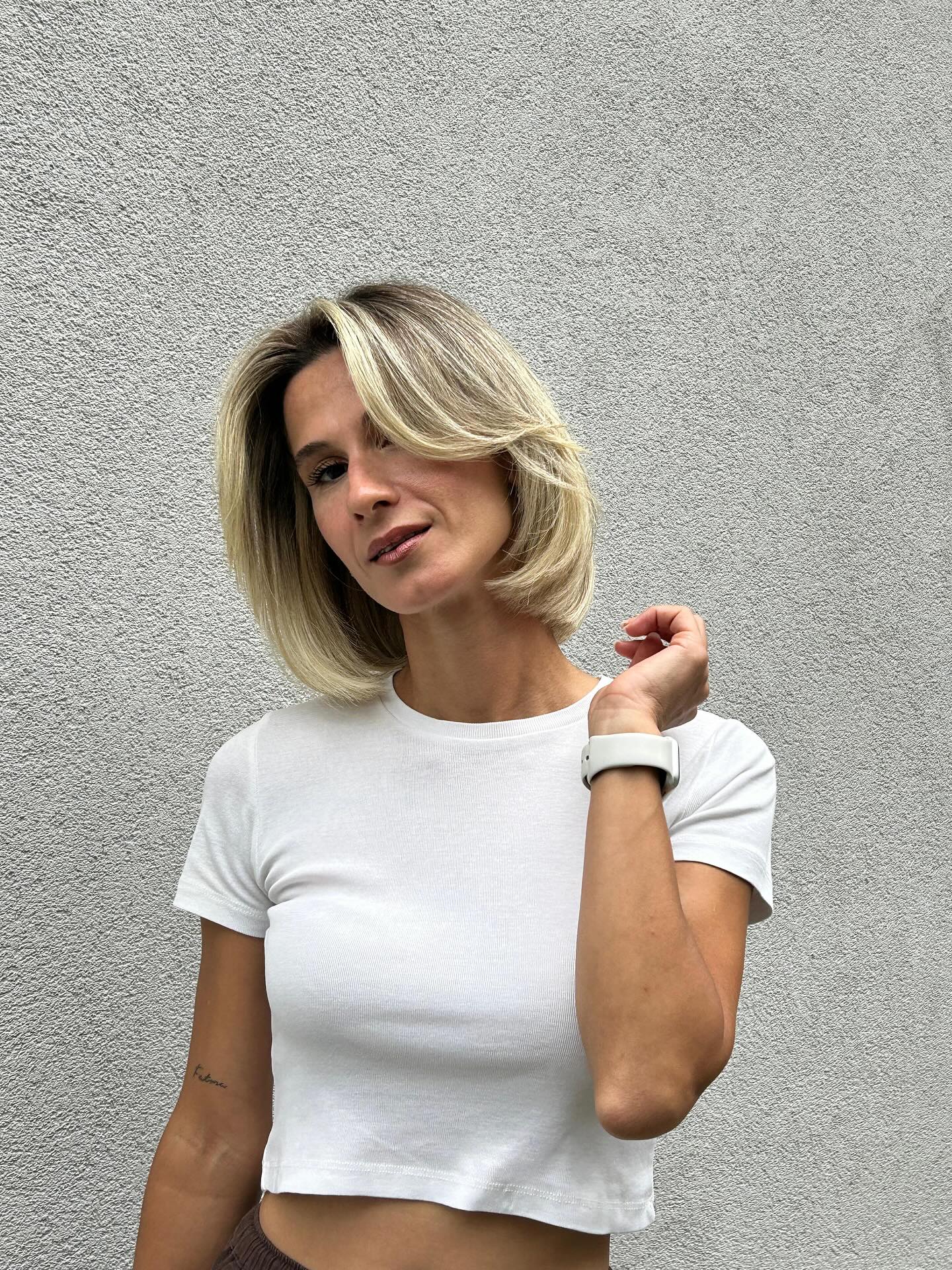 Stylish Soft Layered Bob with Subtle Highlights
