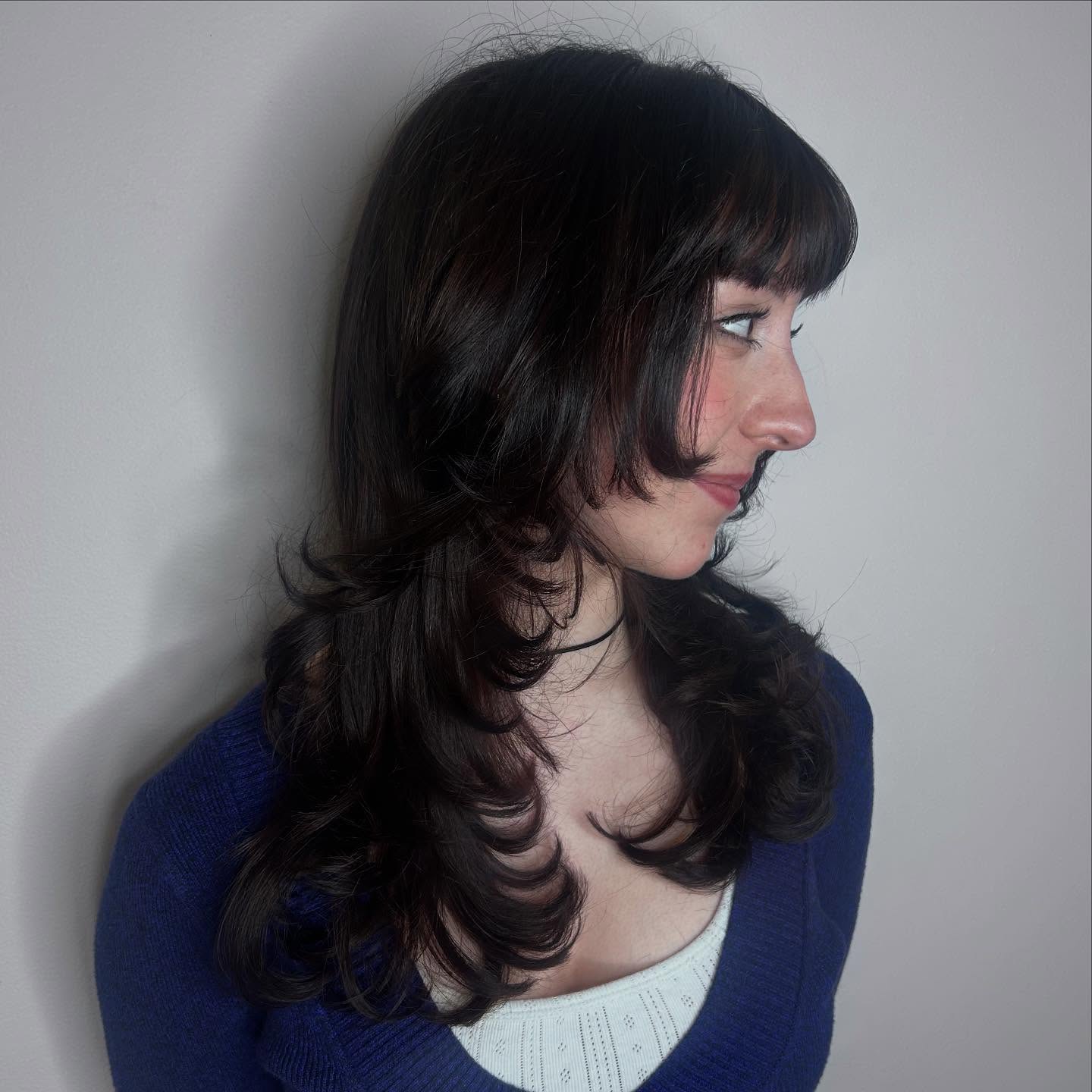 Chic Layered Cut with Soft Flicks