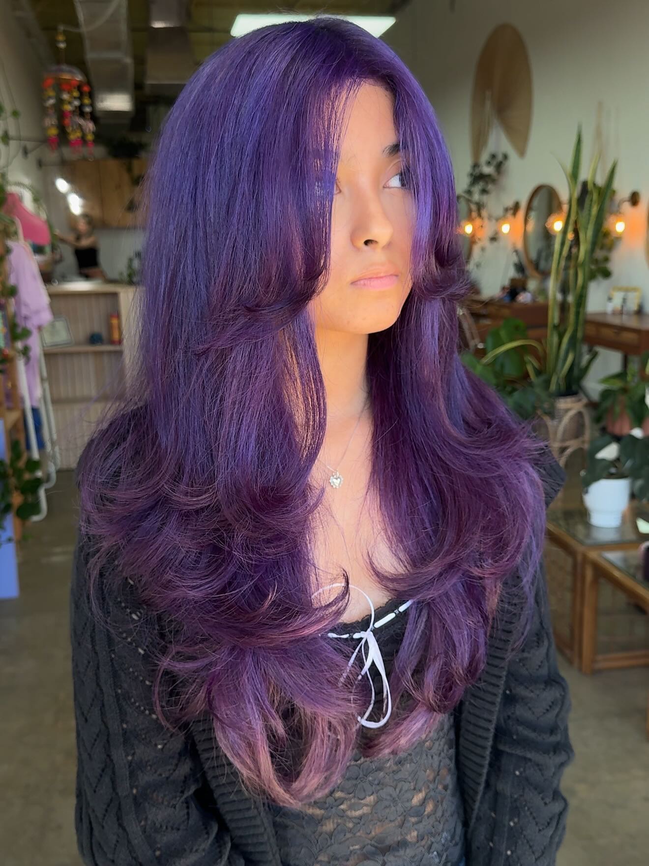 Luxurious Long Purple Layers with Soft Movement