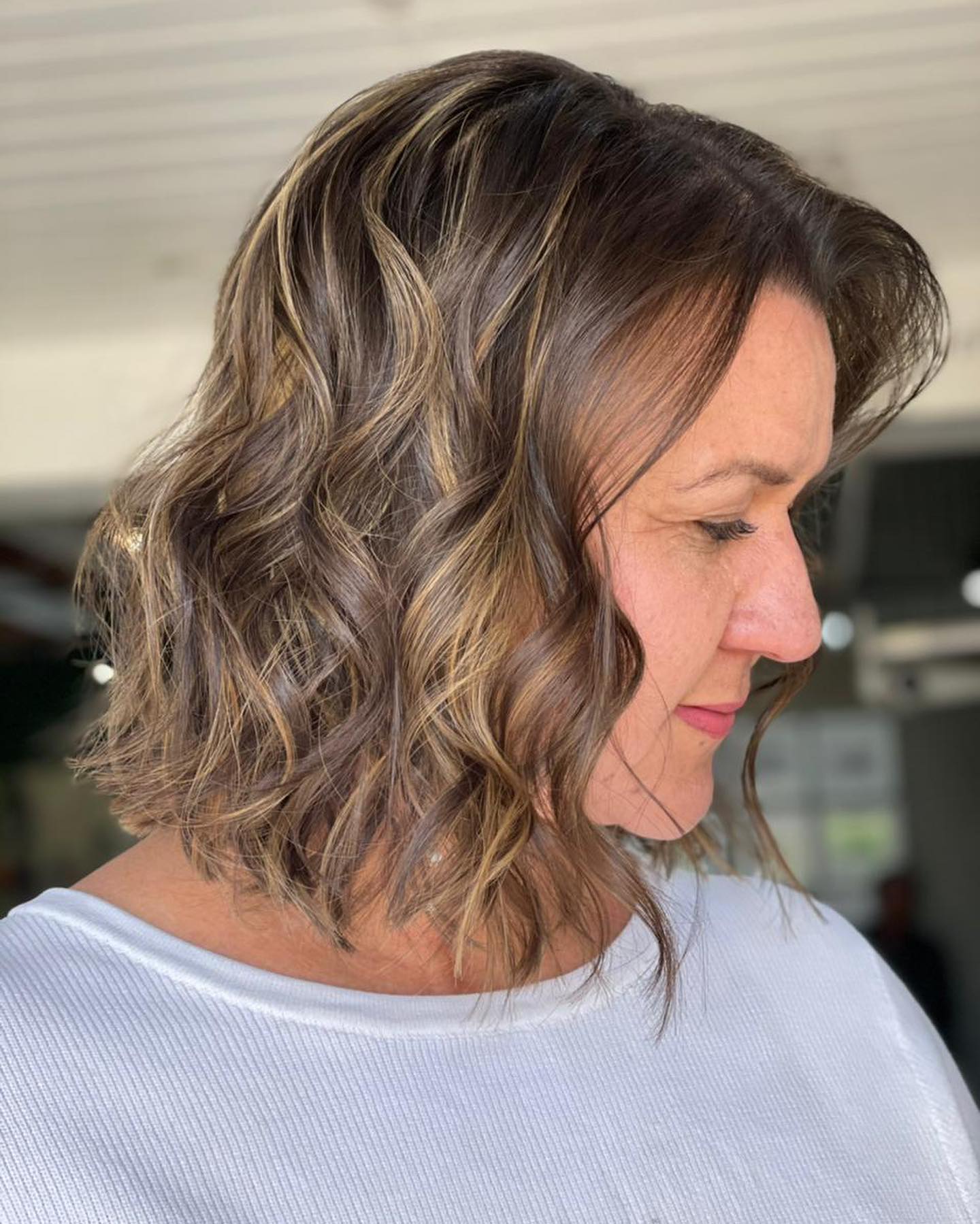 Softly Layered Shoulder-Length Shag with Subtle Highlights