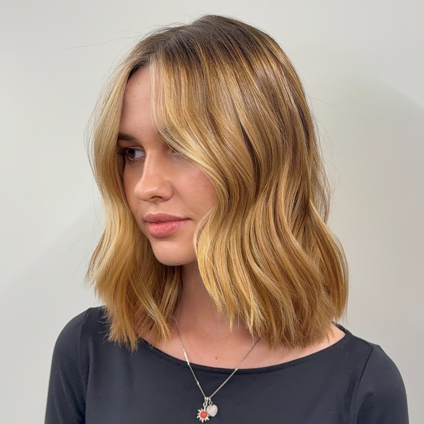 Chic Textured Lob with Subtle Highlights
