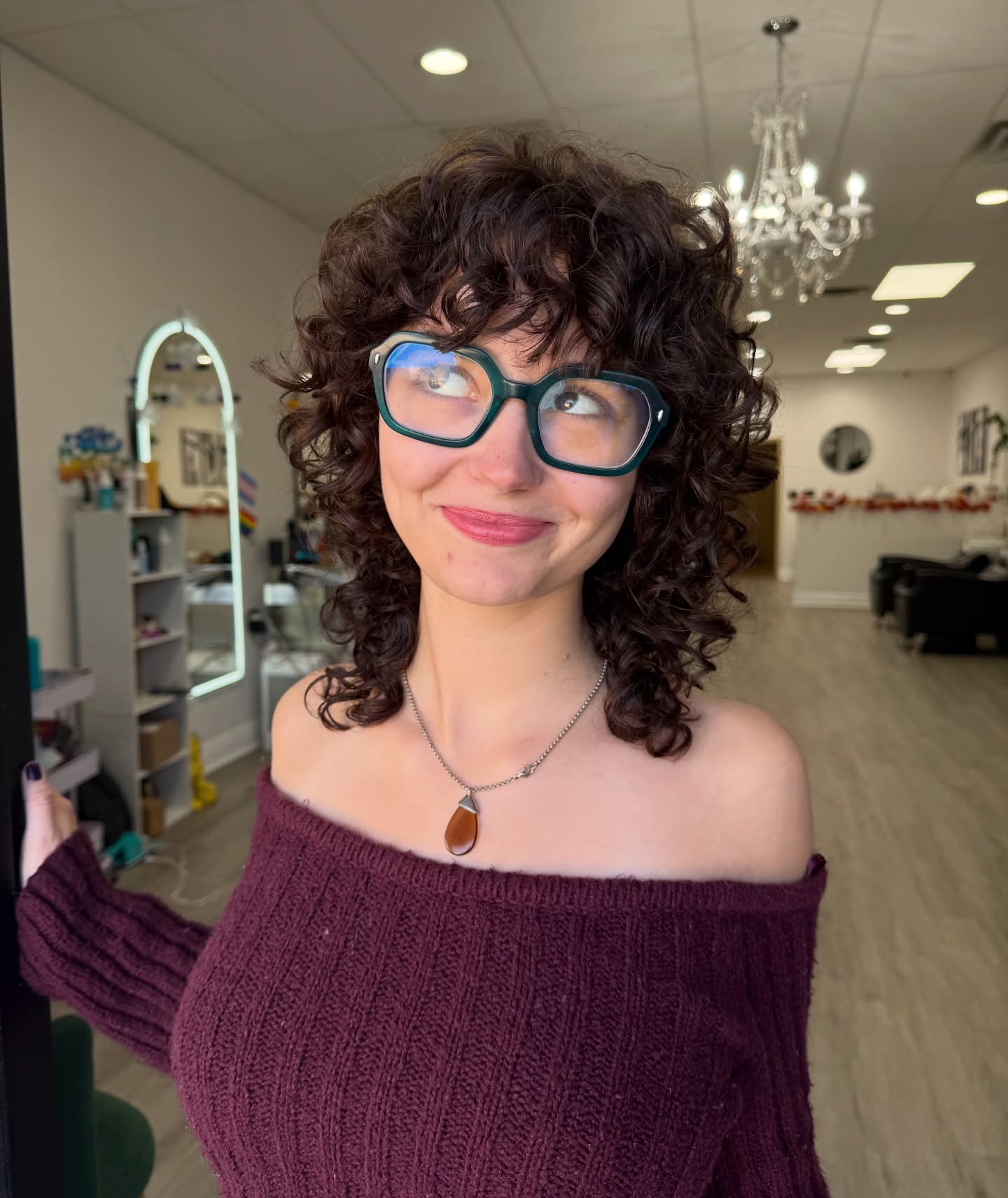 Dynamic Curly Fringe with Defined Curls