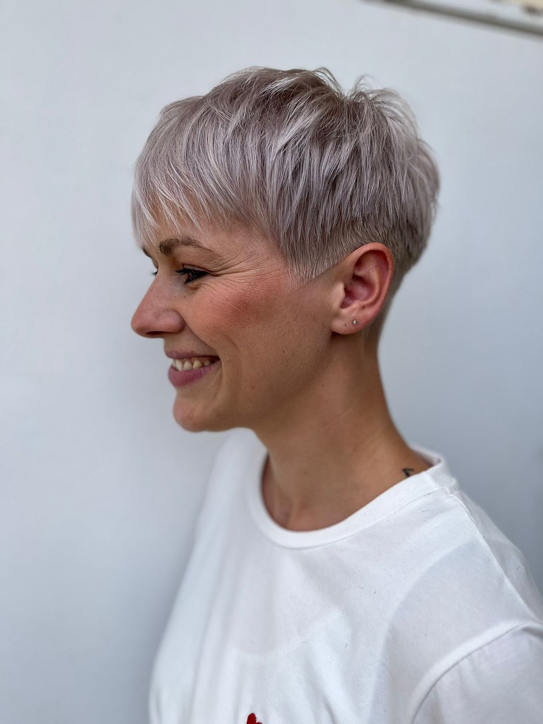 Modern Soft Textured Pixie with Subtle Highlights