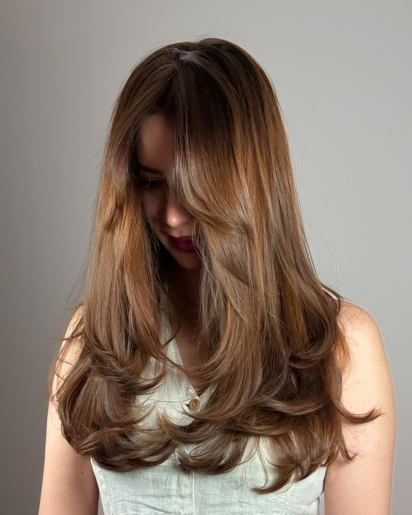Soft Layered Long Hair with Warm Balayage Highlights