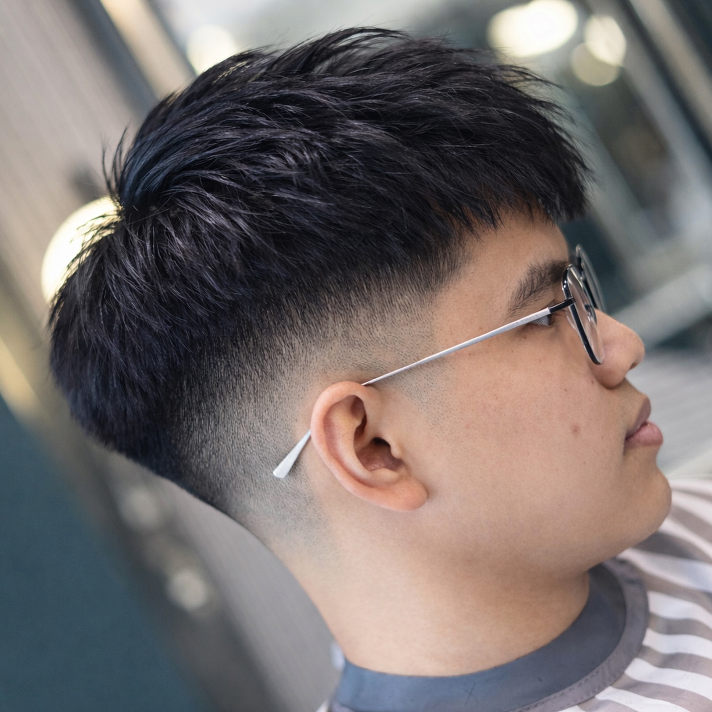 Stylish Modern Crop Fade with Textured Top