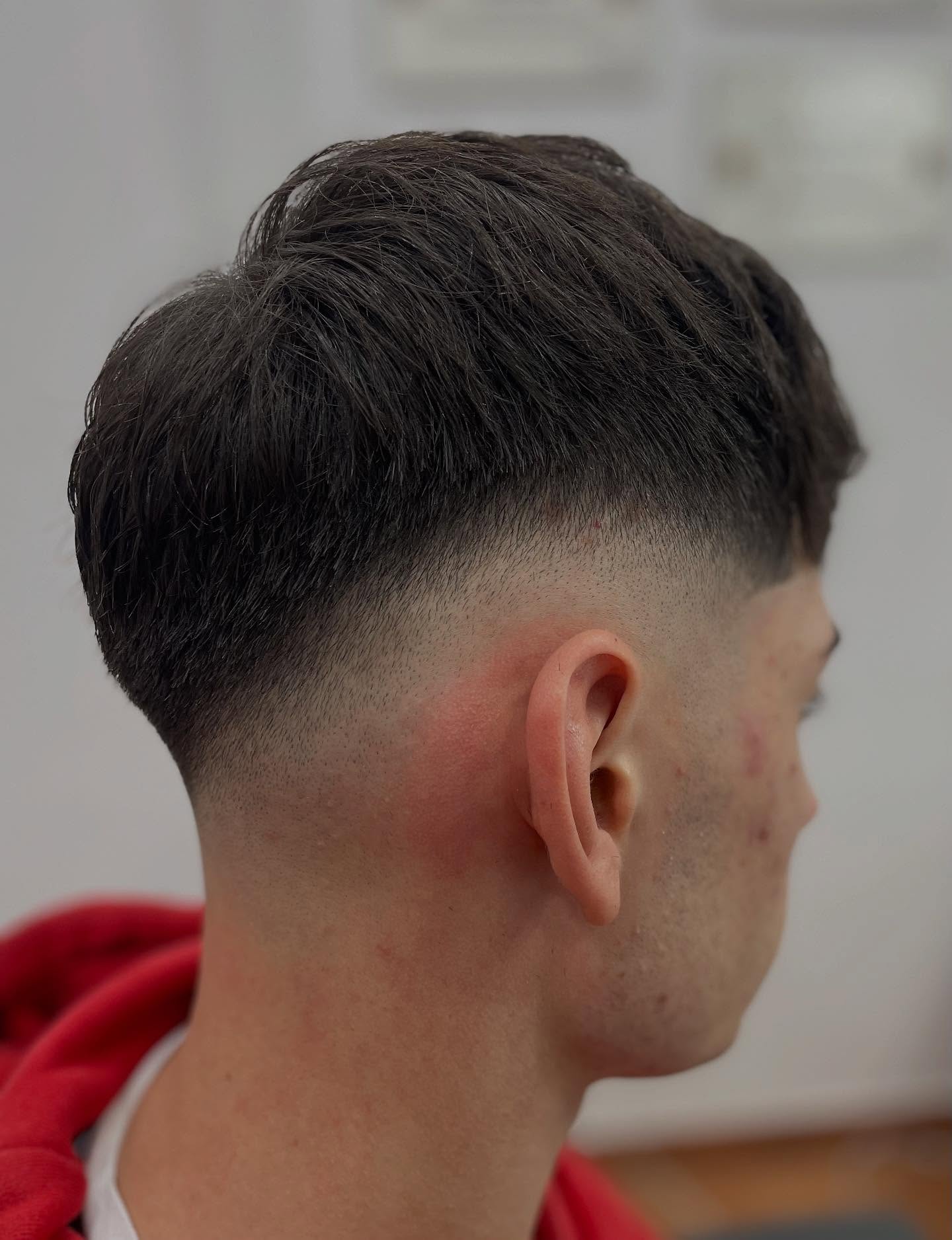 Textured Crop Fade with Soft Volume