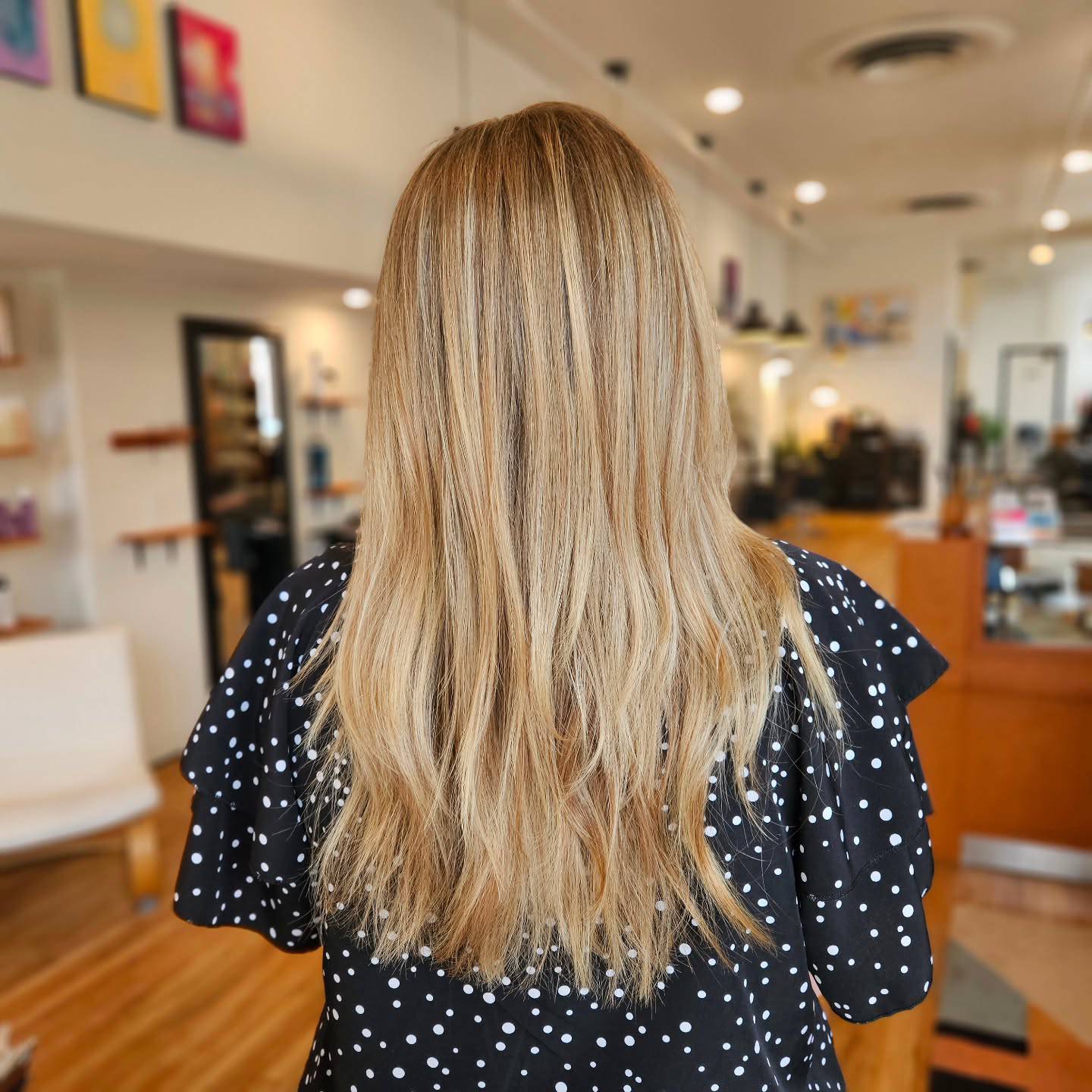 Radiant Warm Tone Blonde Balayage with Subtle Layering