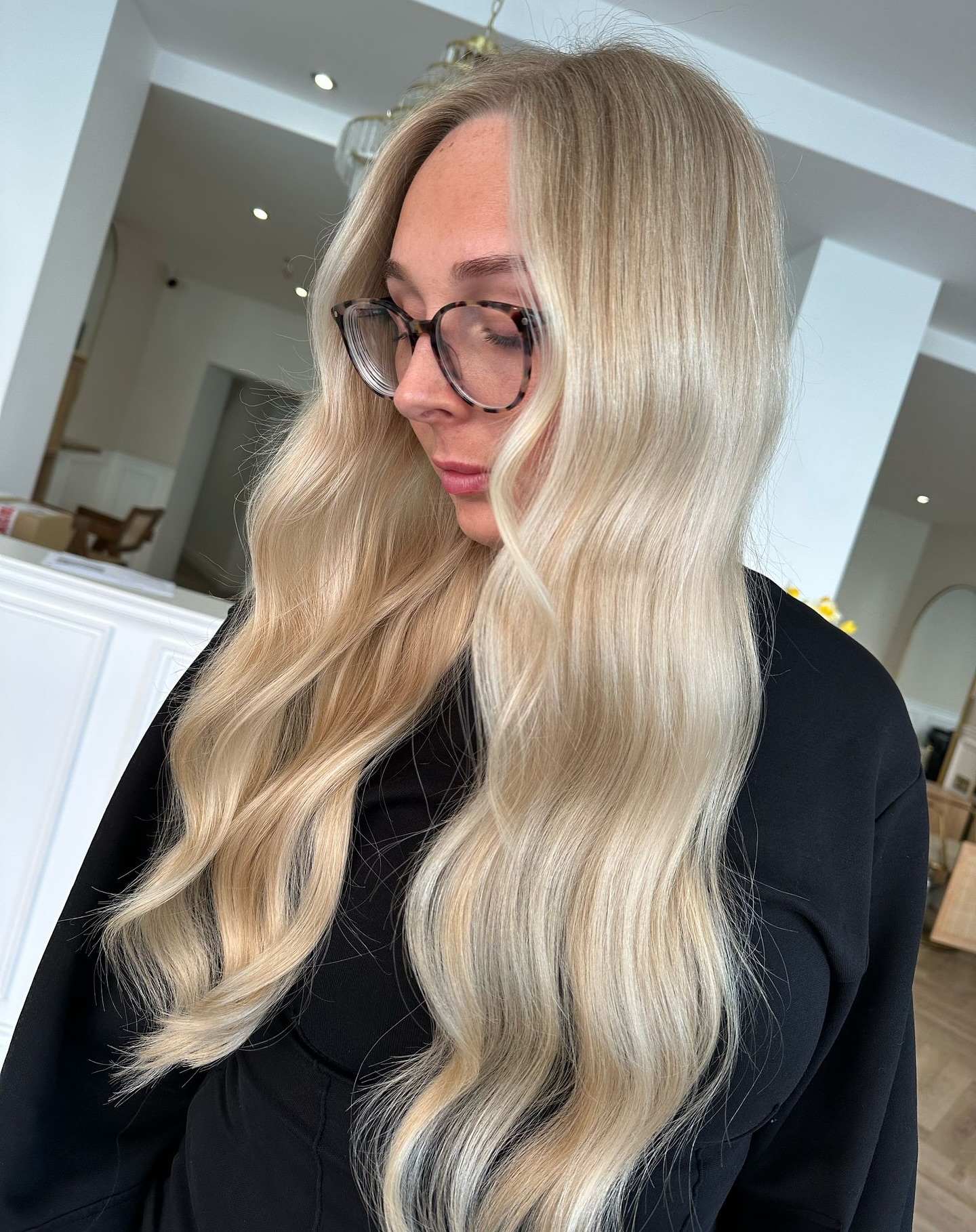 Softly Textured Vanilla Blonde Waves with Natural Movement