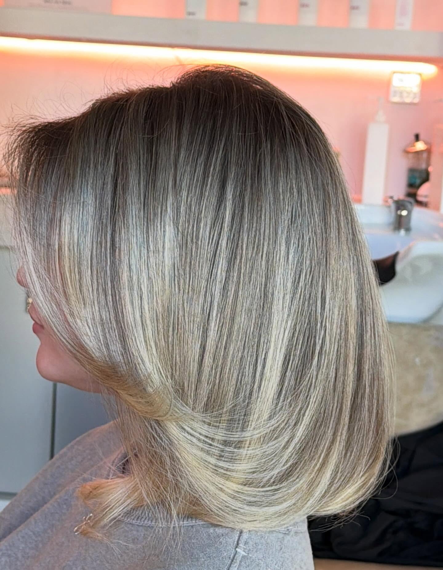 Stylish Blunt Vanilla Blonde Bob with Soft Ends
