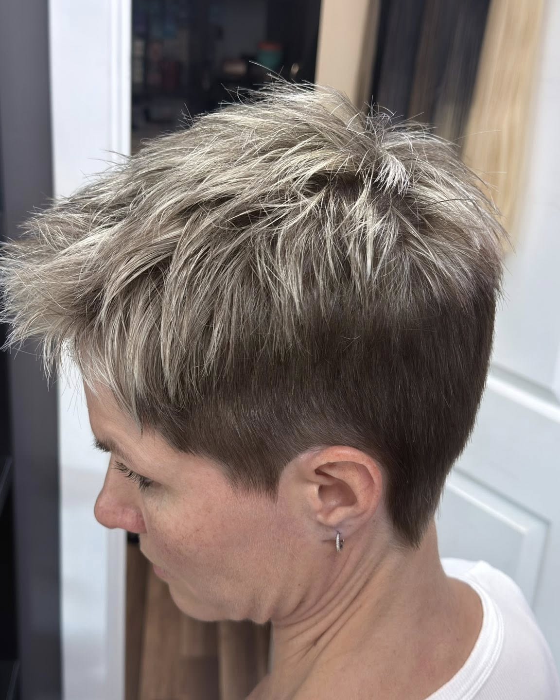 Dynamic Textured Pixie Cut with Lively Layers