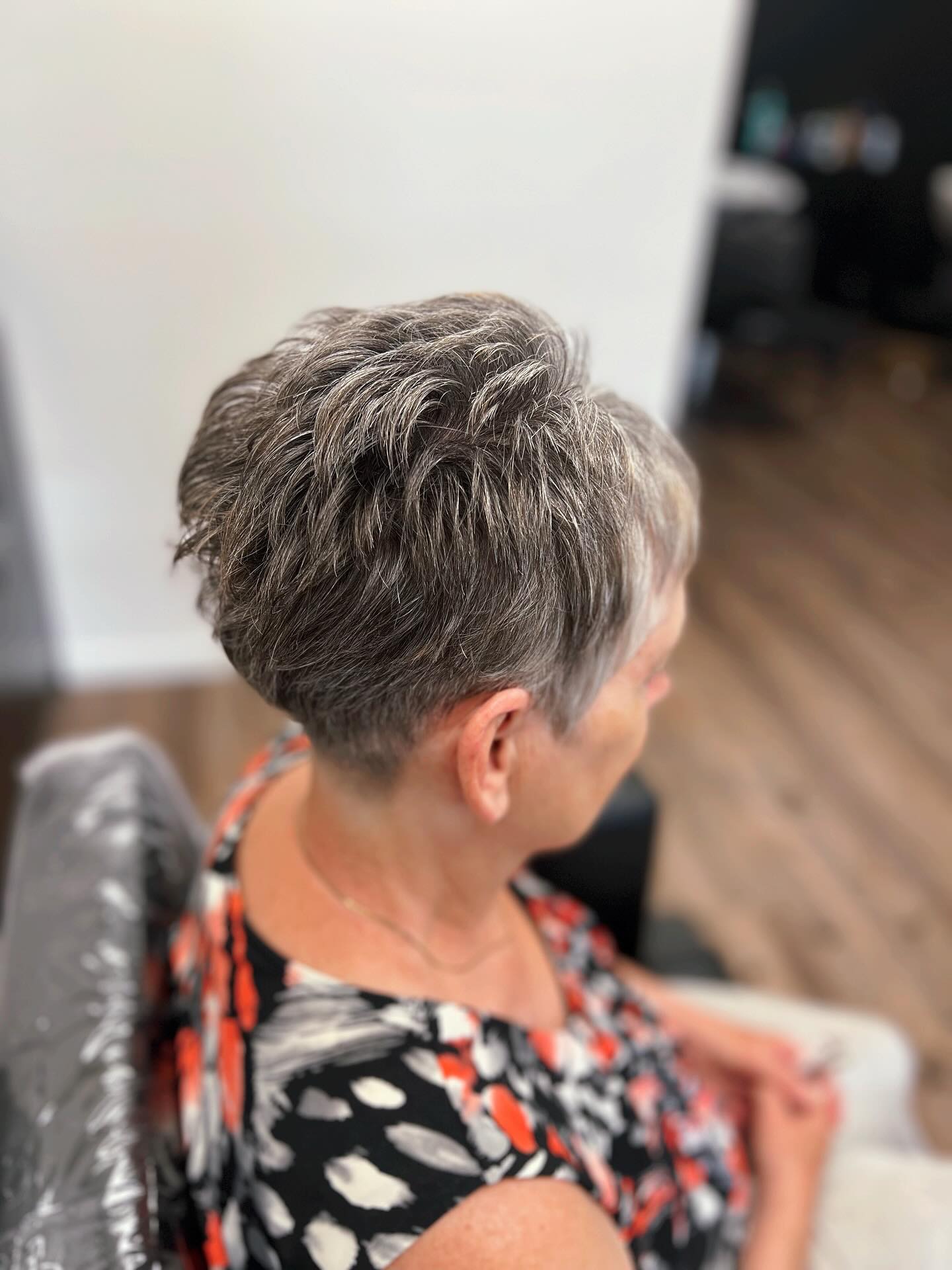 Chic Textured Gray Pixie Cut with Soft Layers