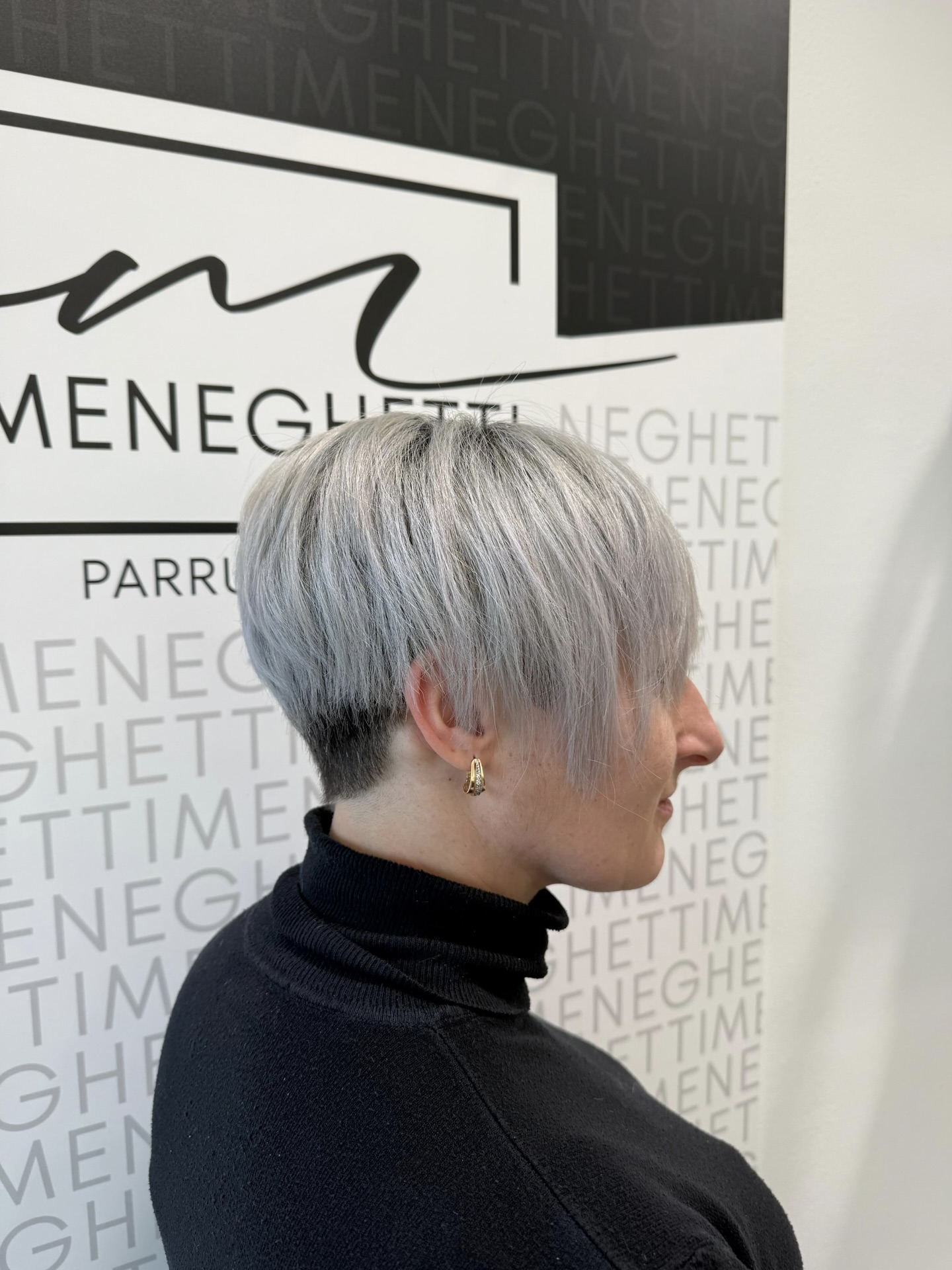 Modern Silver Textured Pixie with Subtle Layers
