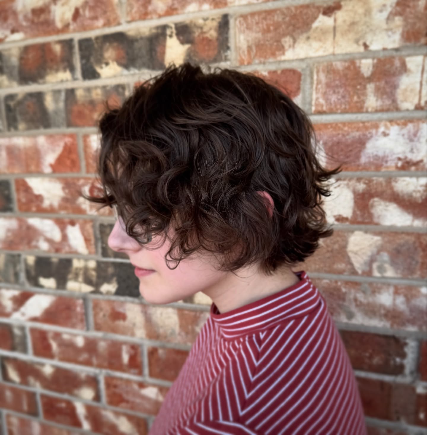 Charming Textured Curly Cut with Soft Movement