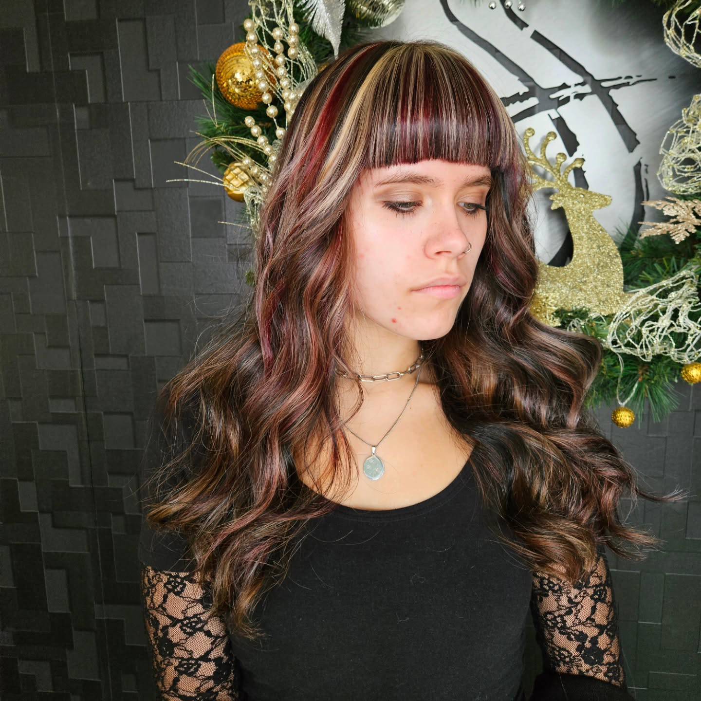 Bold Layered Cut with Vibrant Highlights