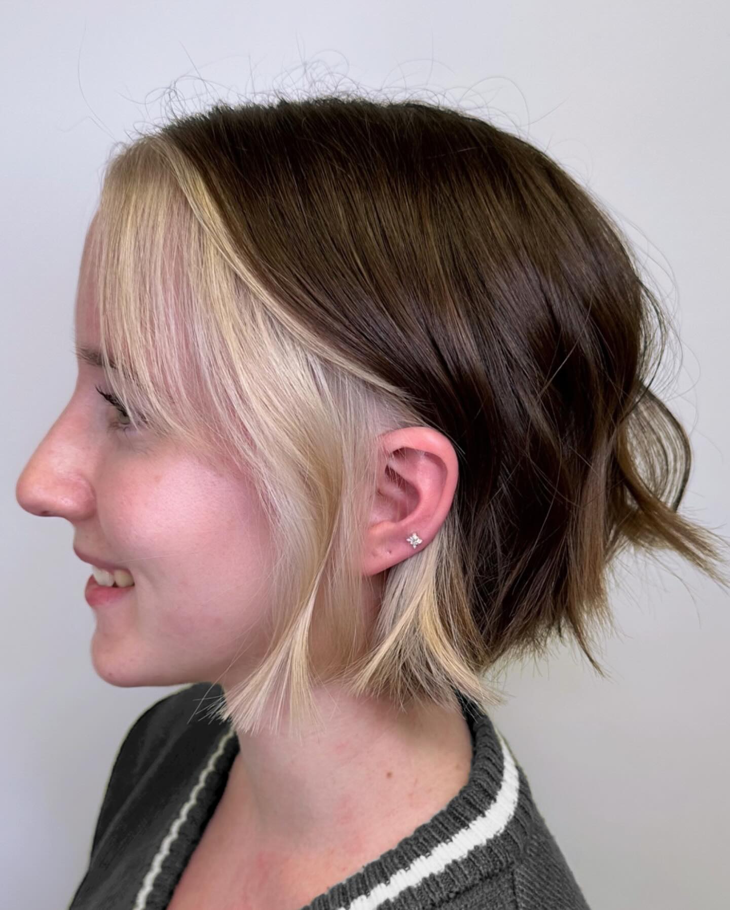 Chic Asymmetrical Color Block Bangs with Soft Texture