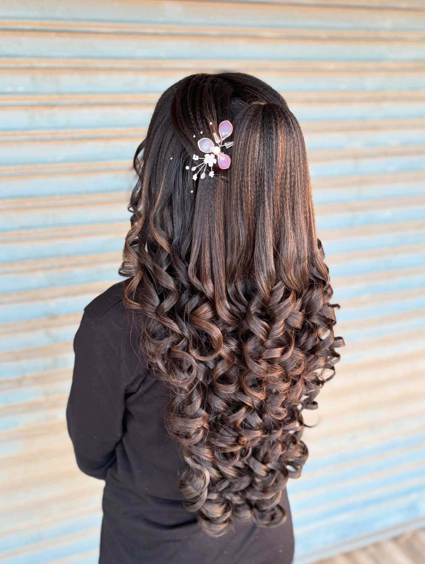 Glamorous Long Curls with Decorative Pin