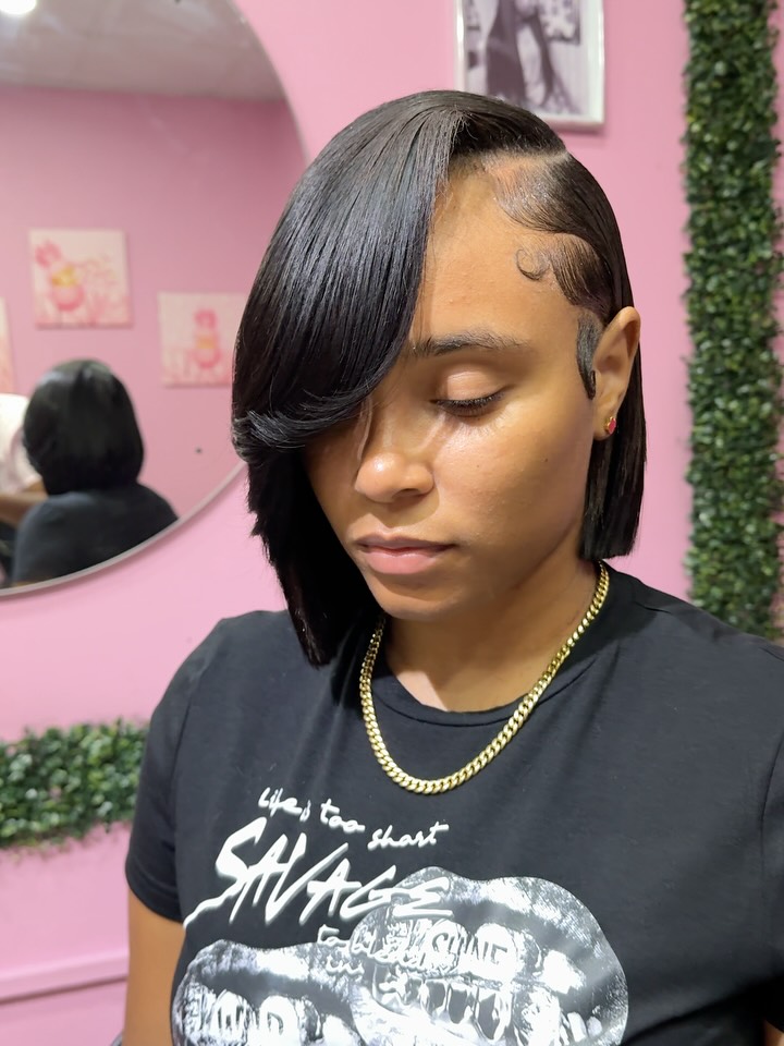 Chic Angled Bob with Side Sweep and Textured Finish