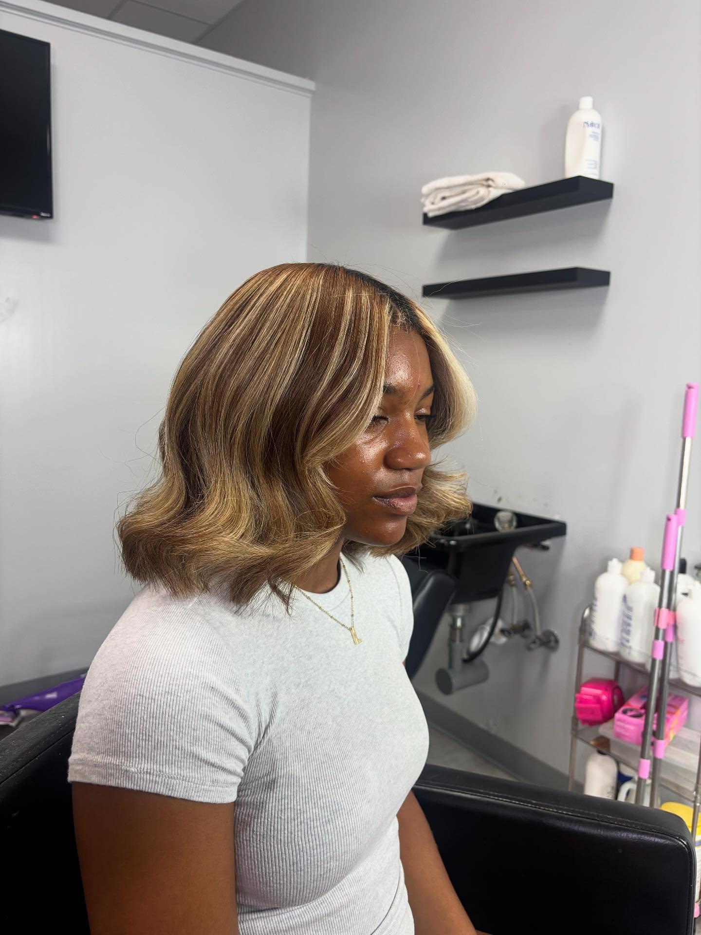 Modern Textured Bob with Light Blonde Highlights