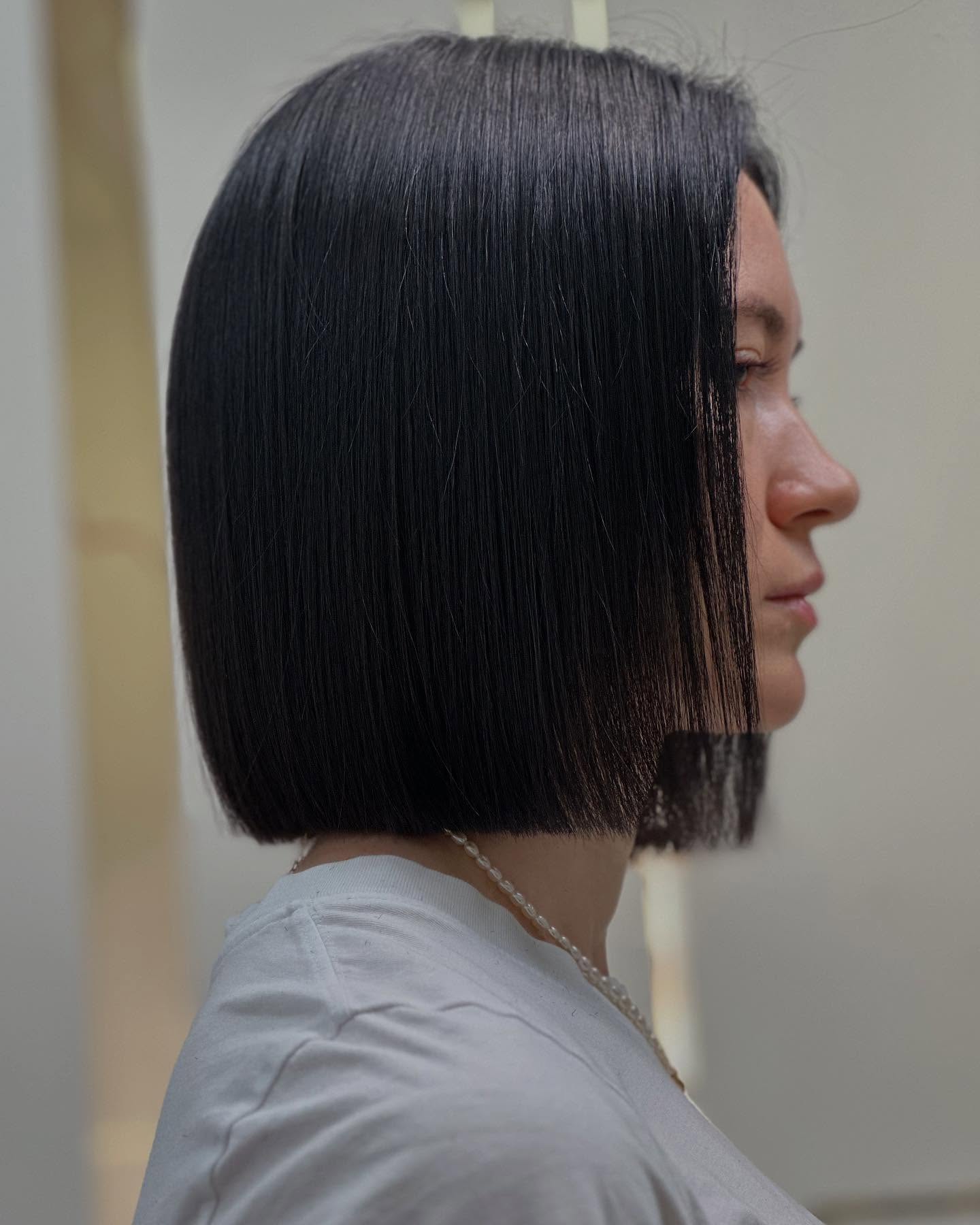 Sleek Blunt Bob with Subtle Textured Ends