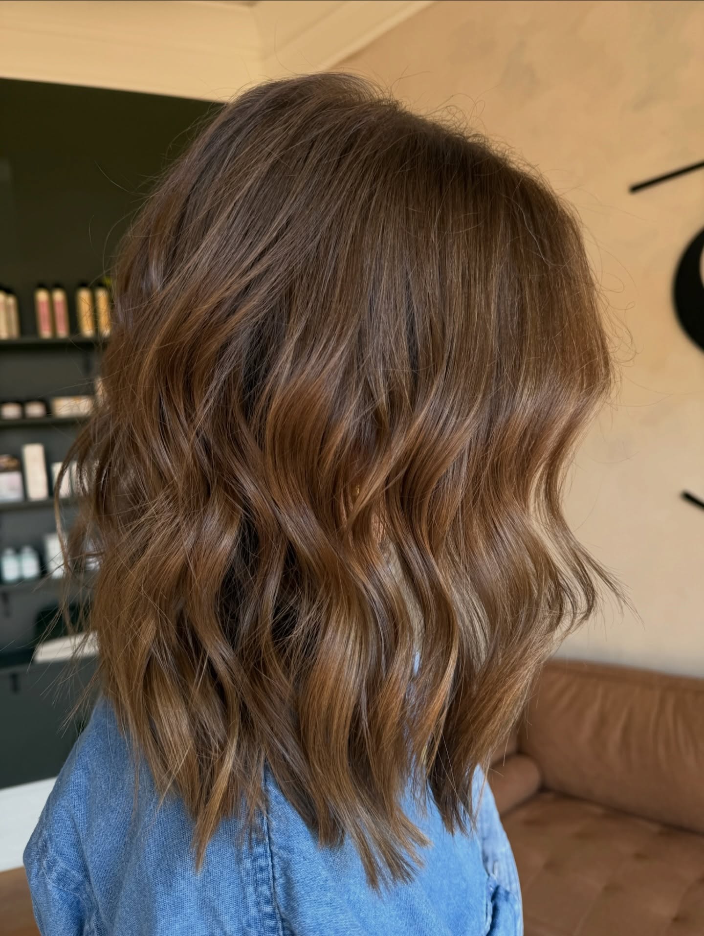Chic Textured Wavy Lob