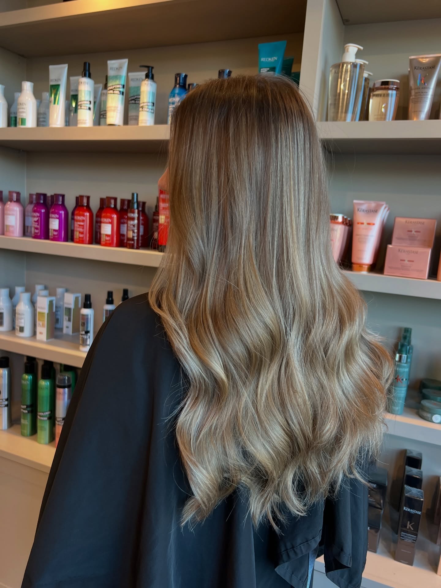 Soft Beachy Waves with Subtle Highlights