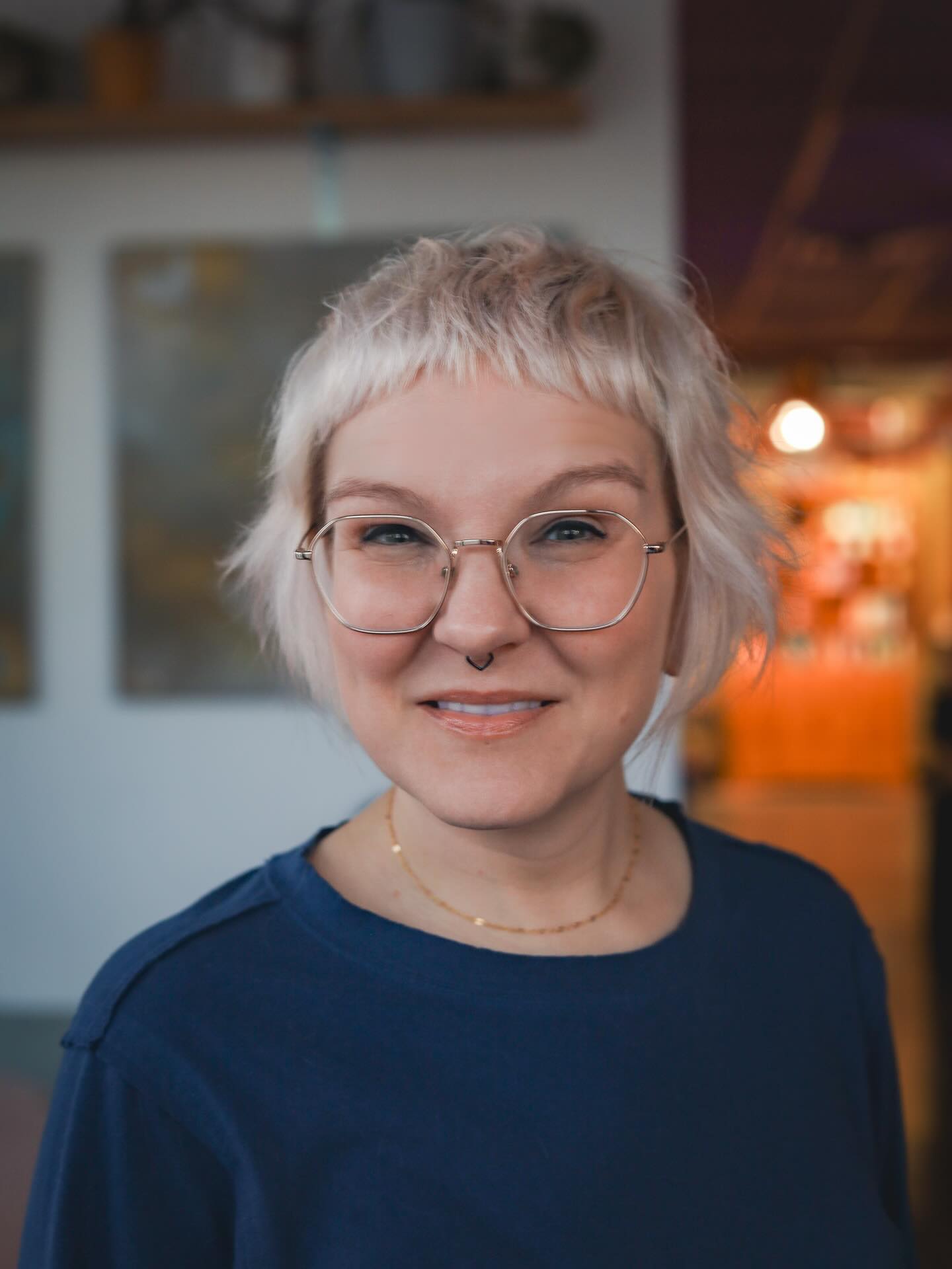 Textured Short Haircut with Fluffy Bangs