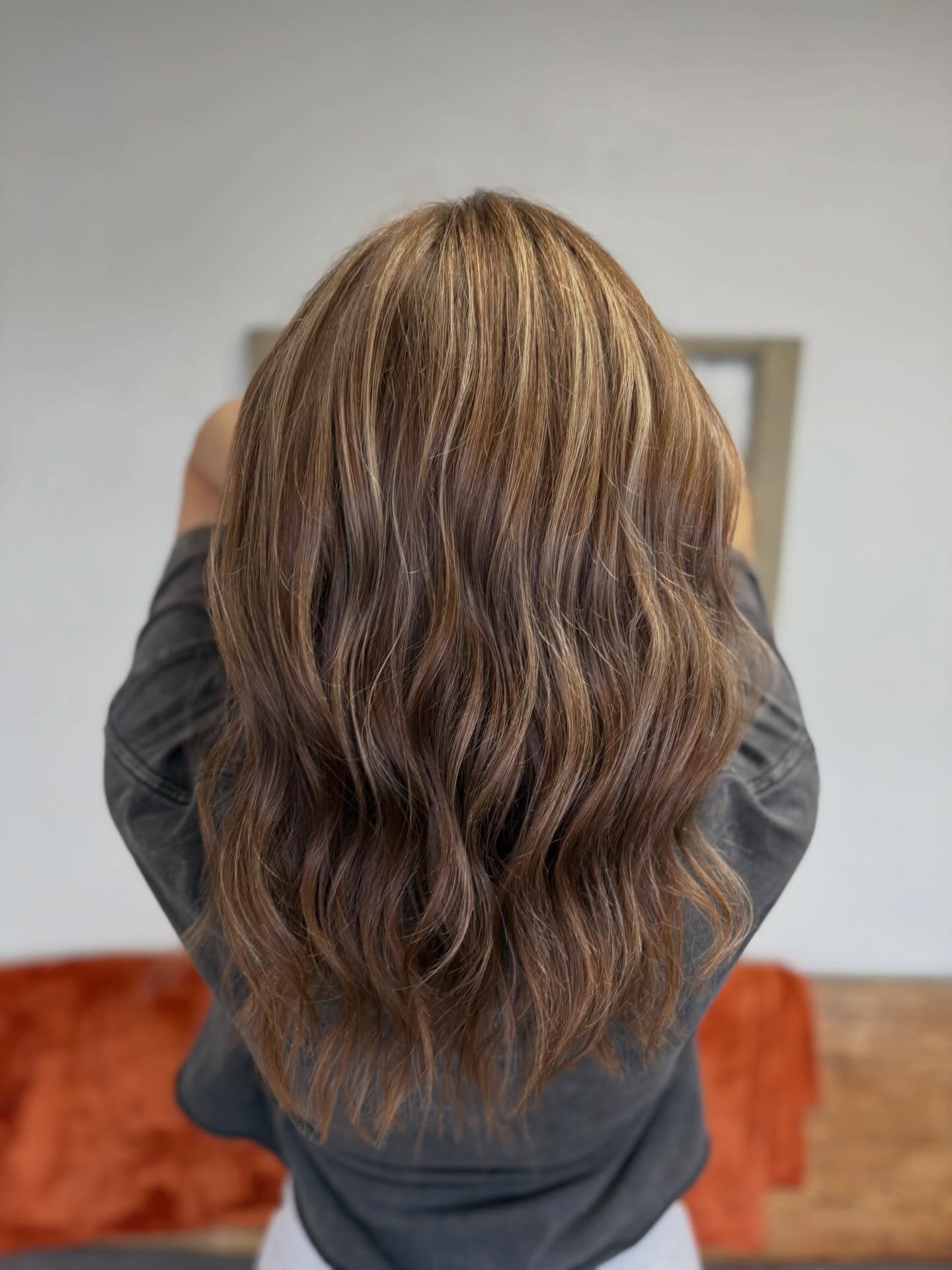 Warm Toned Textured Wavy Cut