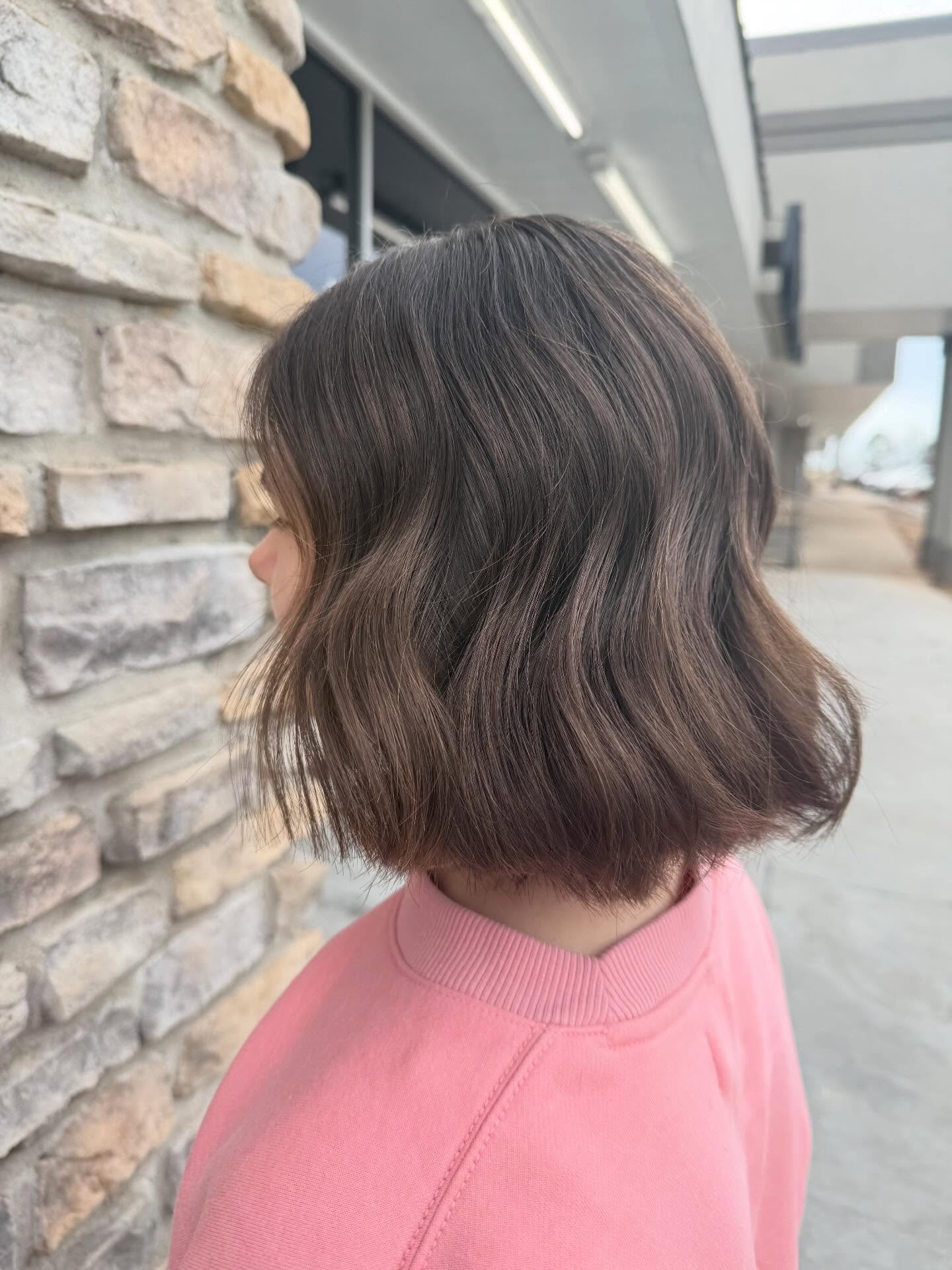Textured Wavy Bob with Subtle Chocolate Tones