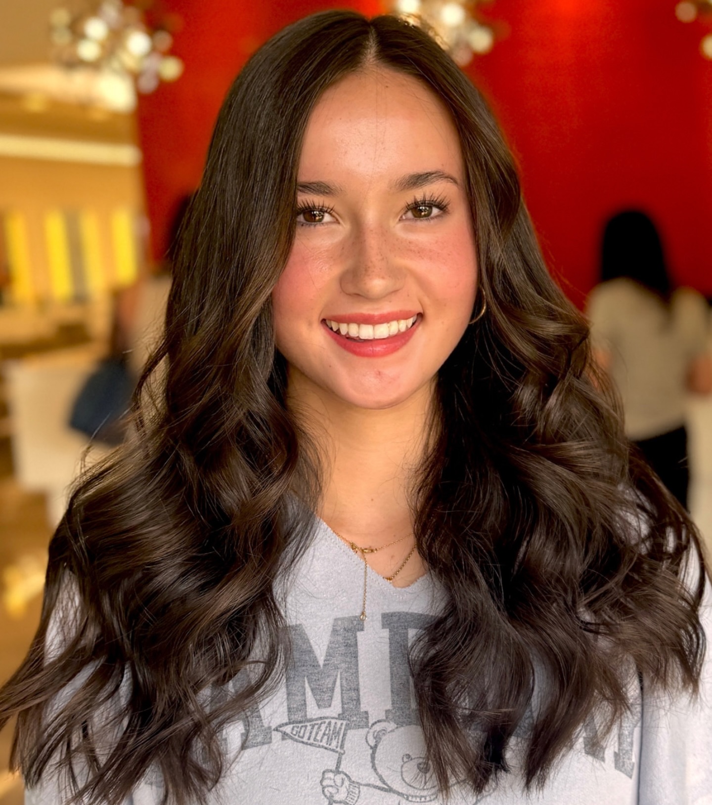 Modern Lush Layered Waves with Rich Depth