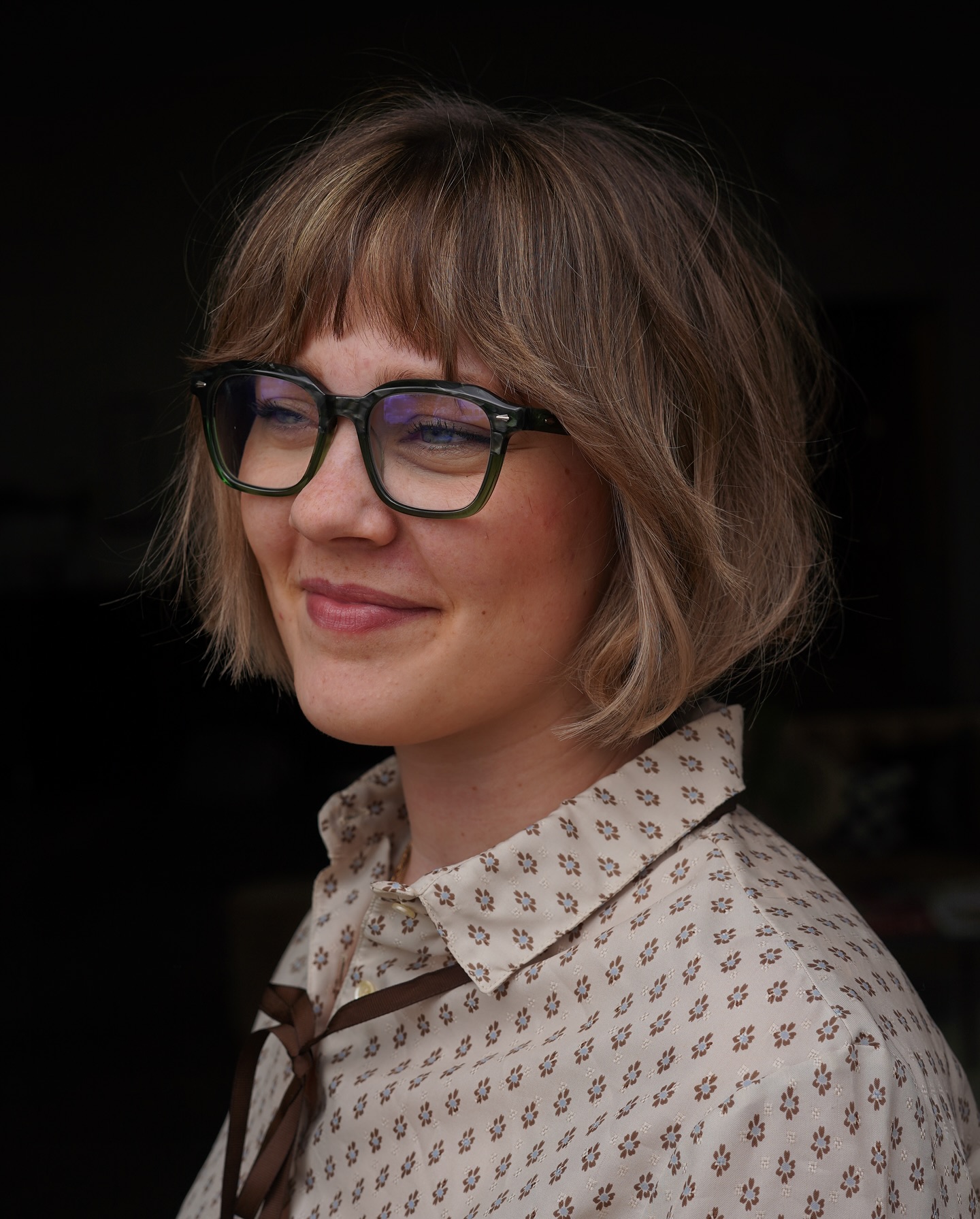 Chic Textured Bob with Soft Fringe