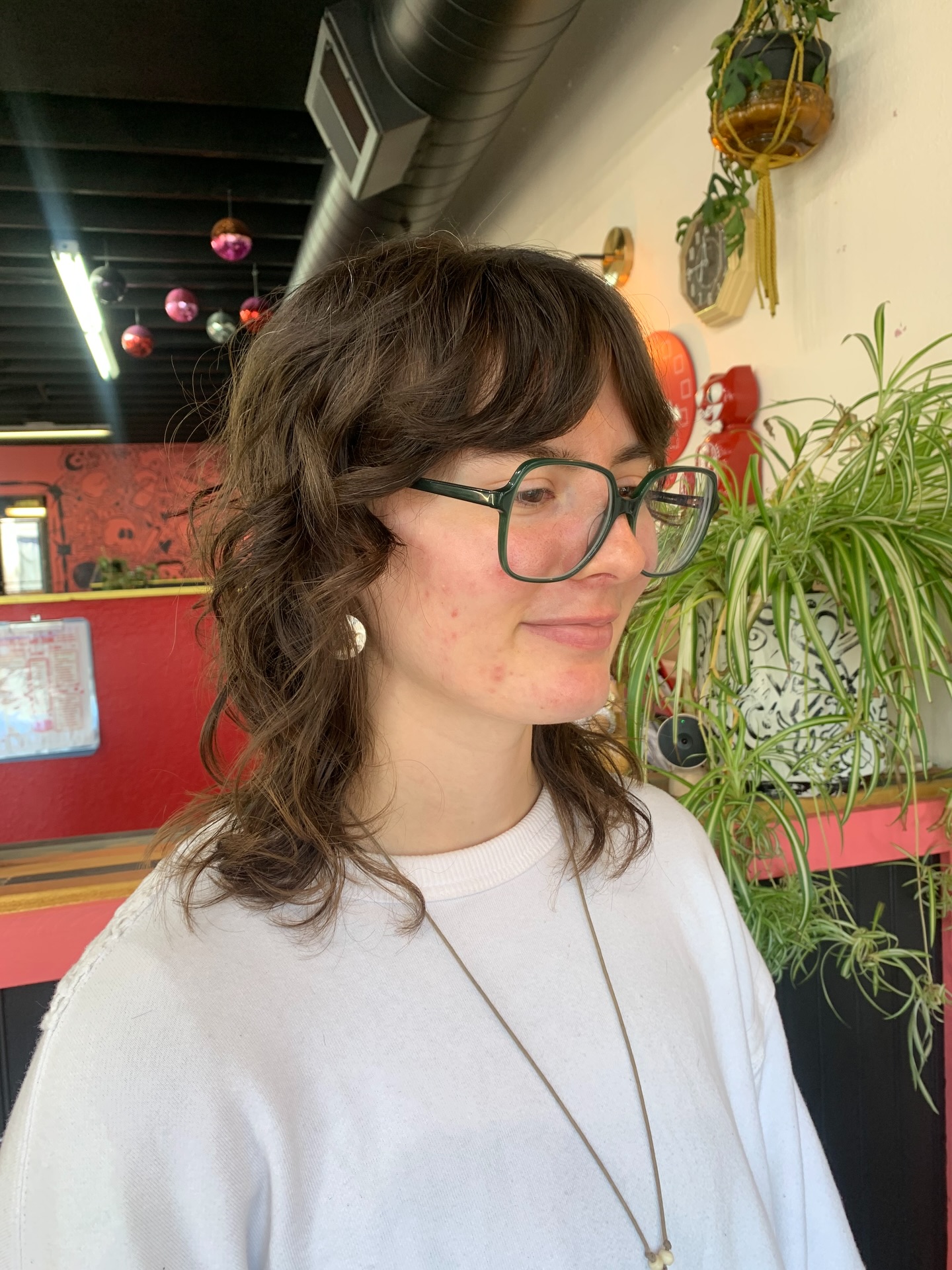 Textured Shoulder-Length Cut with Soft Waves