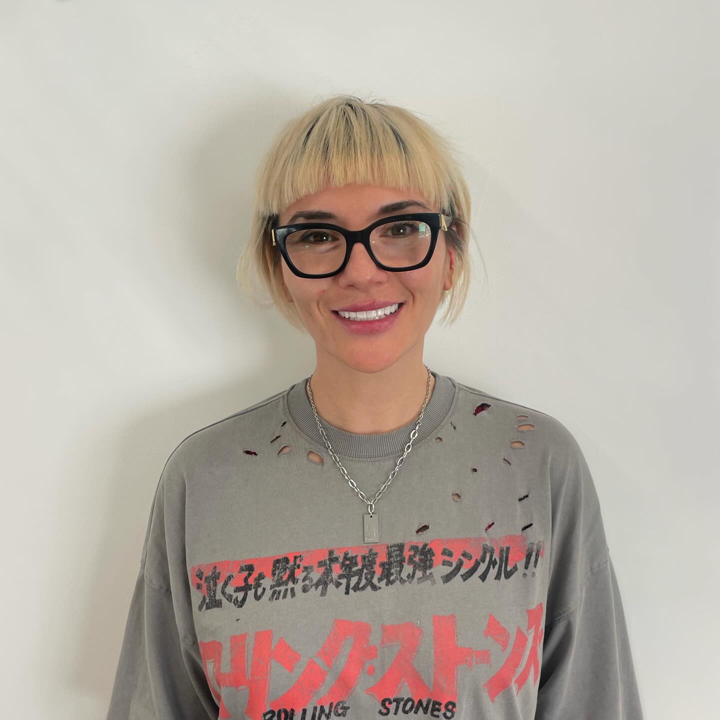 Trendy Blunt Bangs with Textured Lob