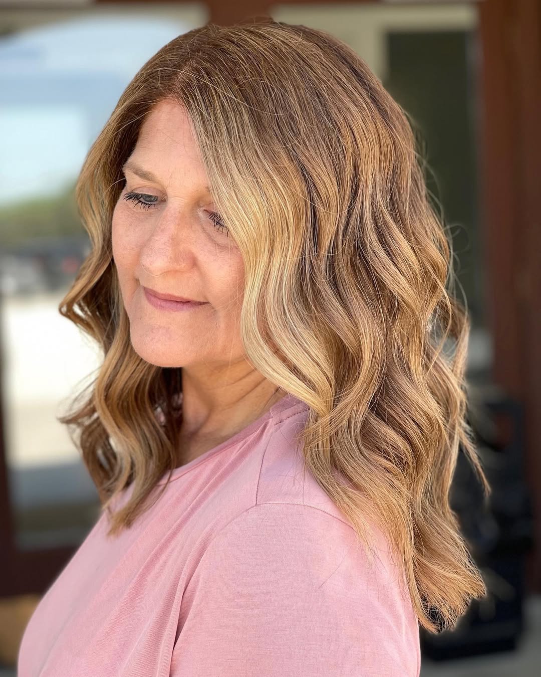 Soft Textured Waves with Caramel Highlights