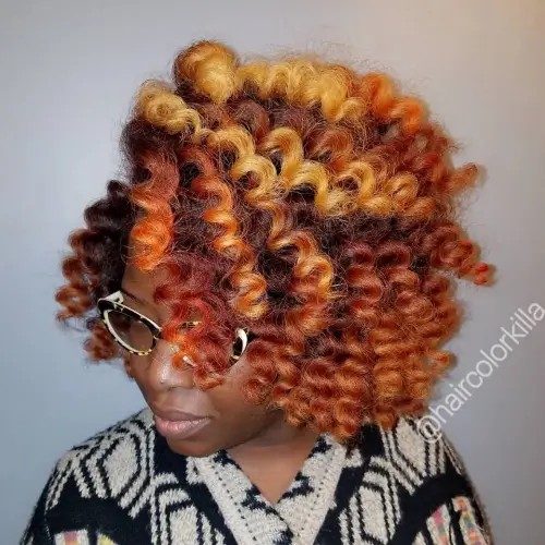 Vibrant Curly Bob with Dynamic Color Highlights