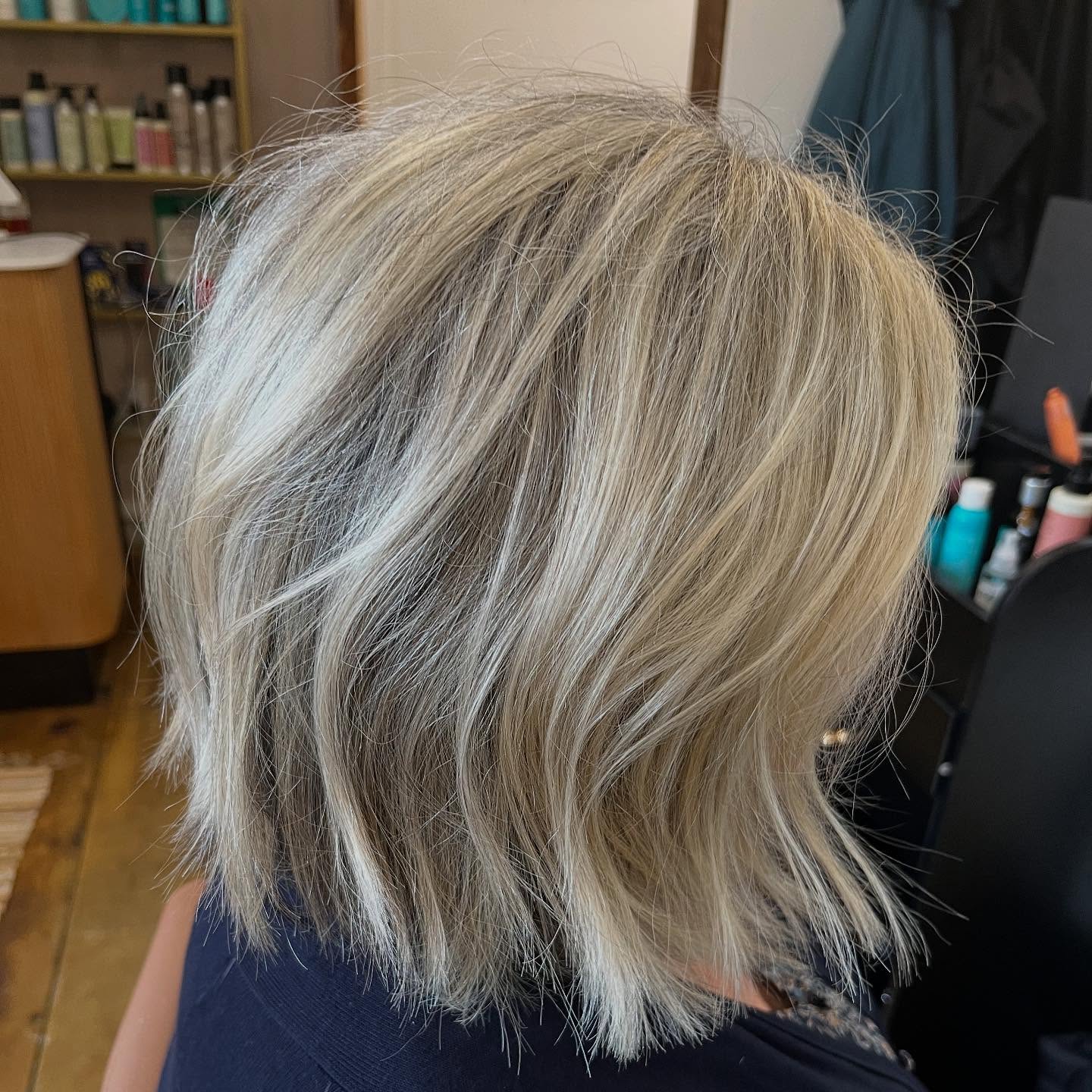 Effortlessly Tousled Blonde Bob with Lived-In Texture