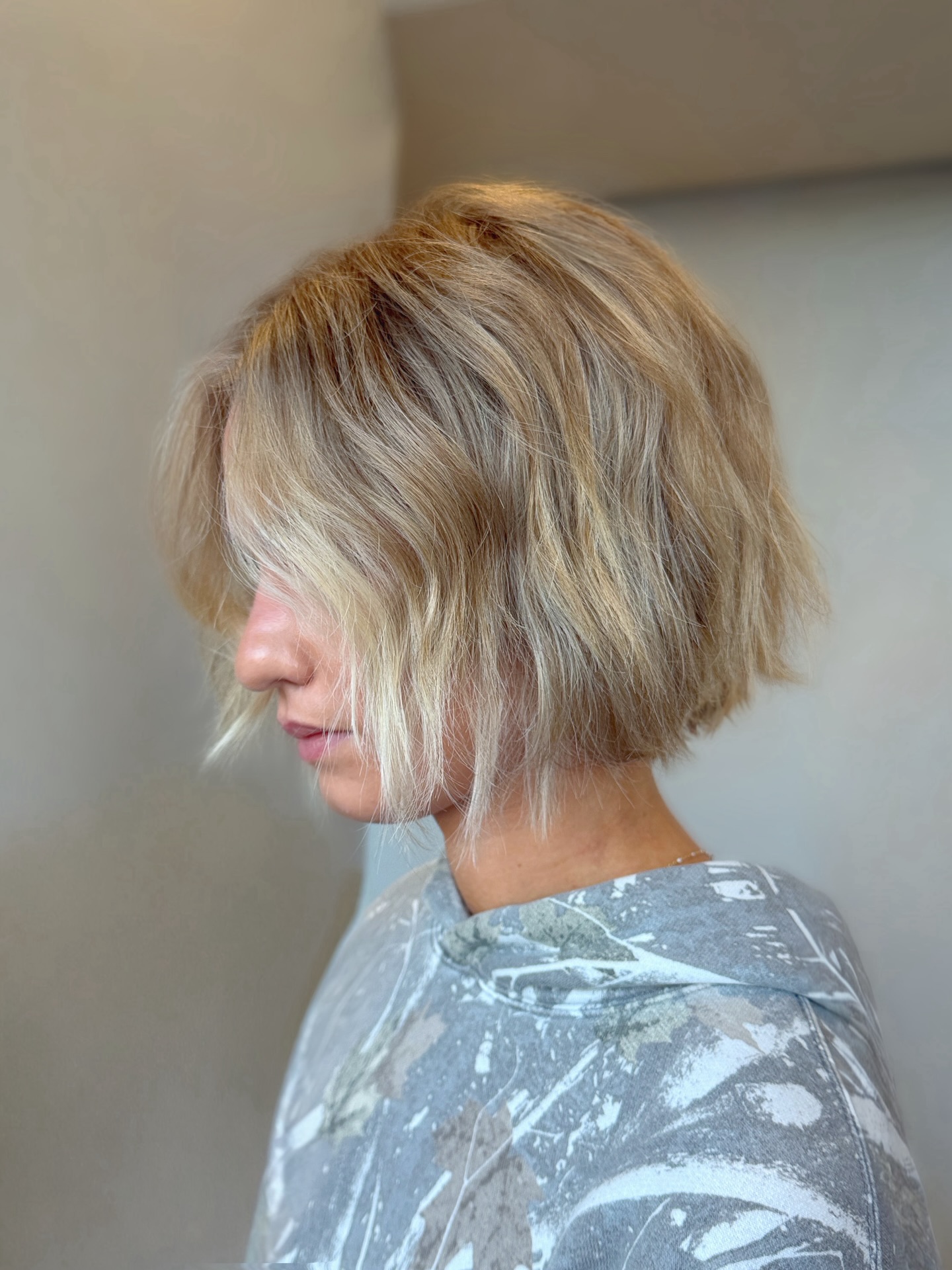 Playful Textured Blonde Bob with Effortless Volume