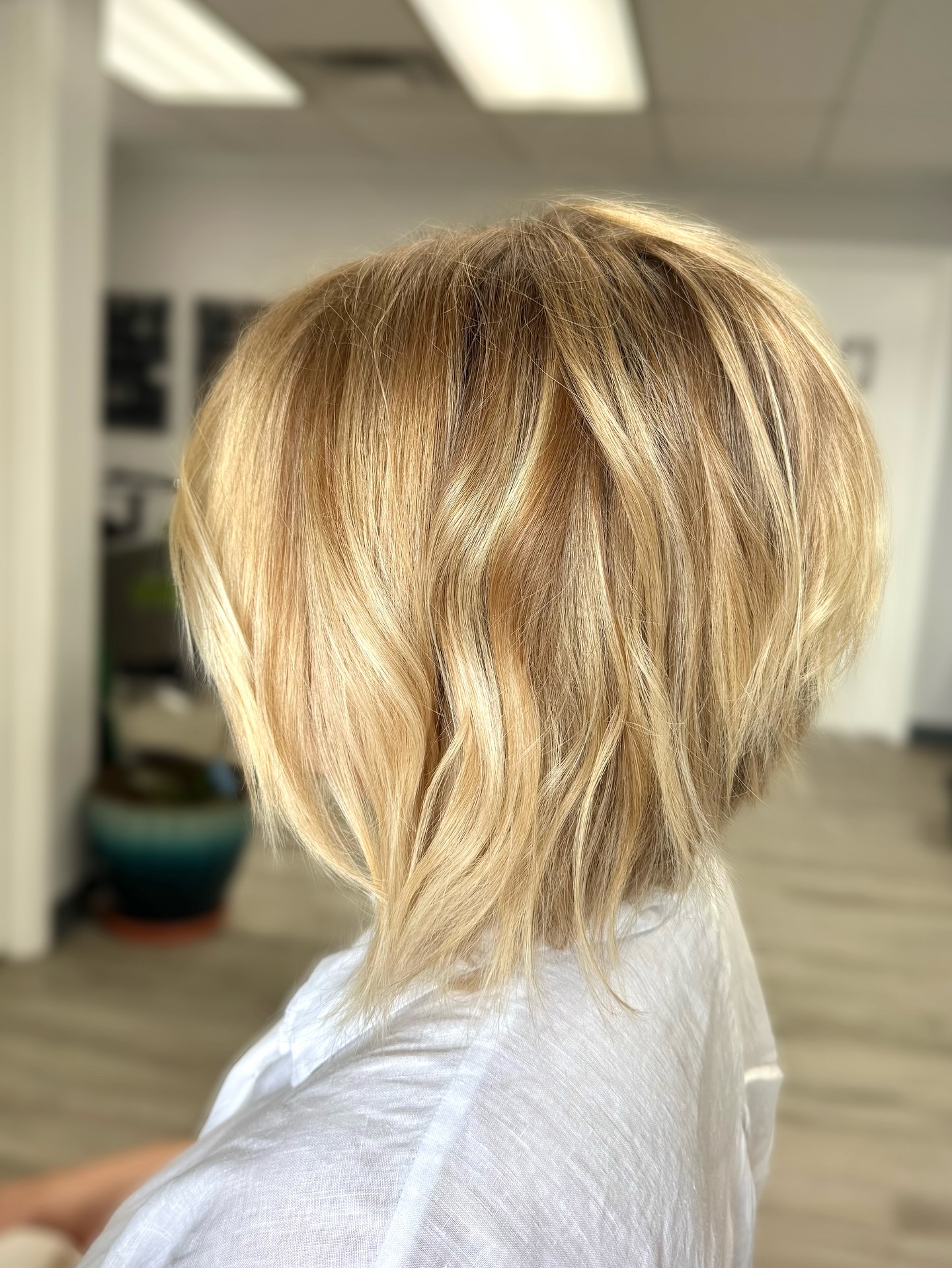 Textured Messy Blonde Bob with Layered Ends