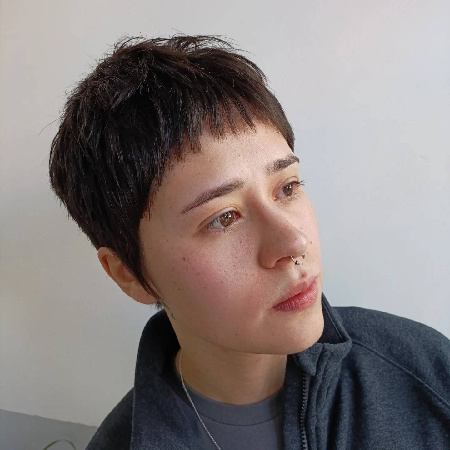 Chic Textured Pixie with Short Fringe