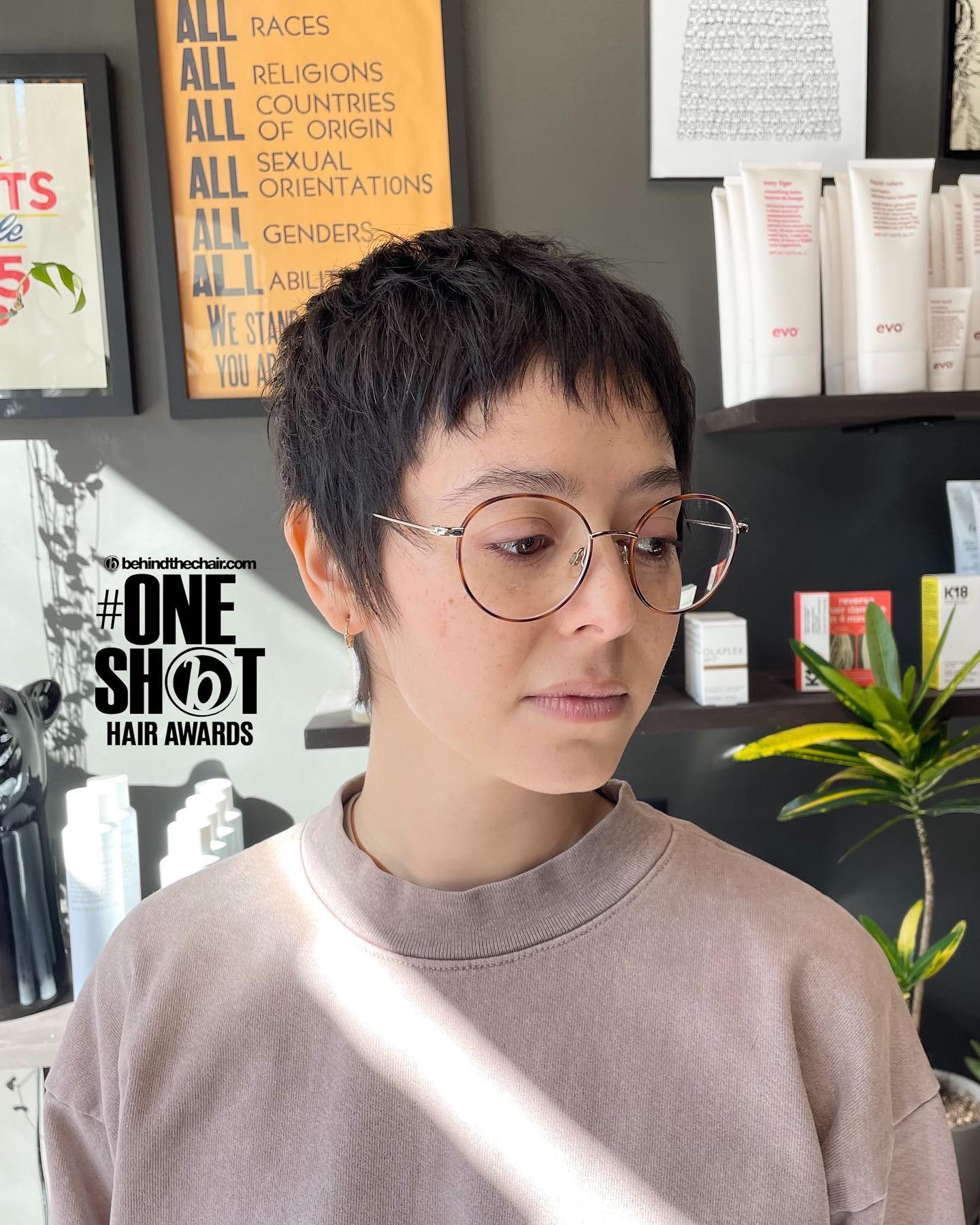 Chic Textured Pixie with Soft Edges