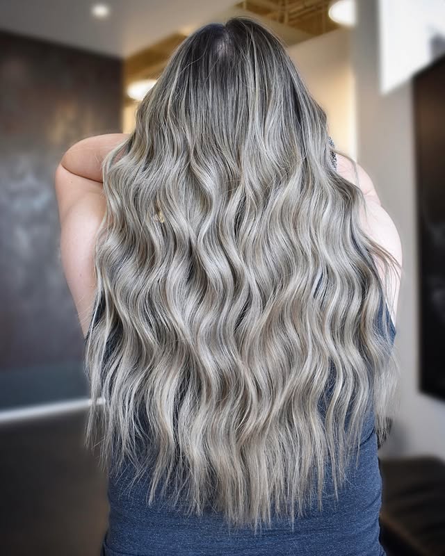 Elegant Mushroom Blonde Long Waves with Soft Texture