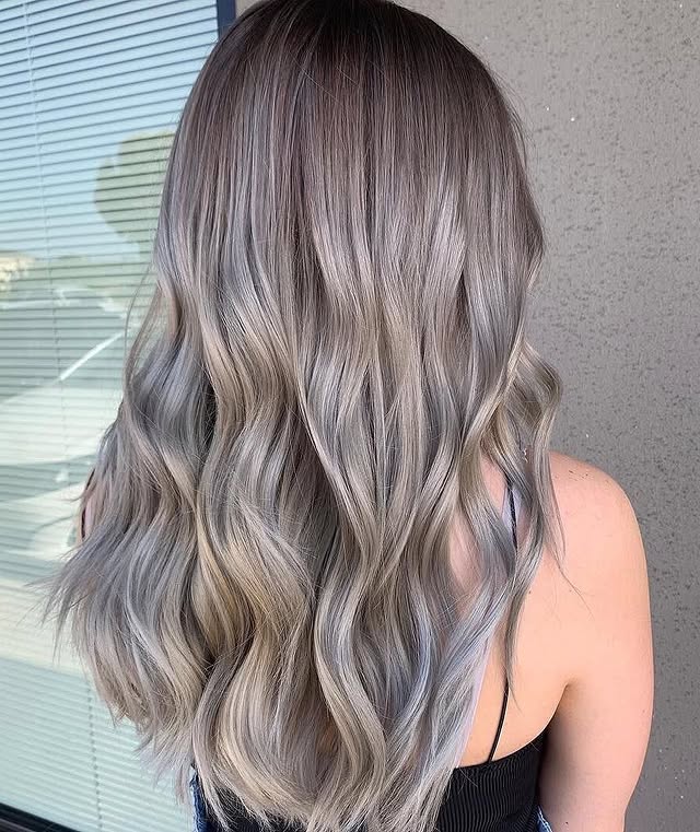 Textured Mushroom Blonde Waves with Lived-In Dimension