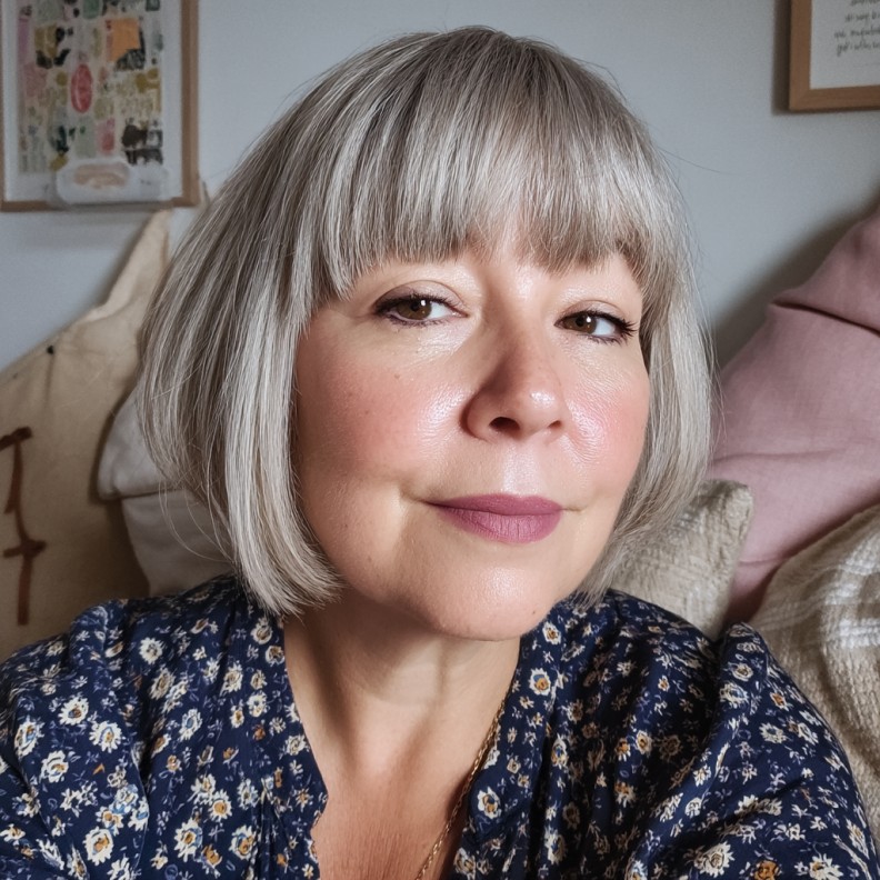 Chic Silver Bob with Straight Bangs