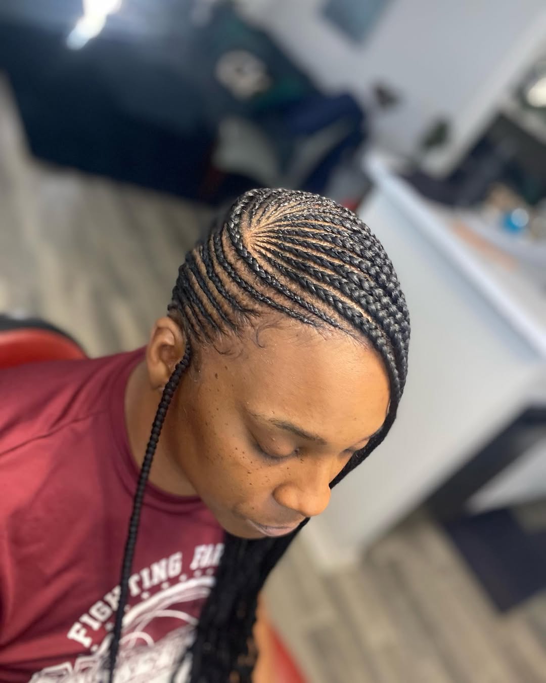 Sleek Side-Parted Lemonade Braids with Defined Texture