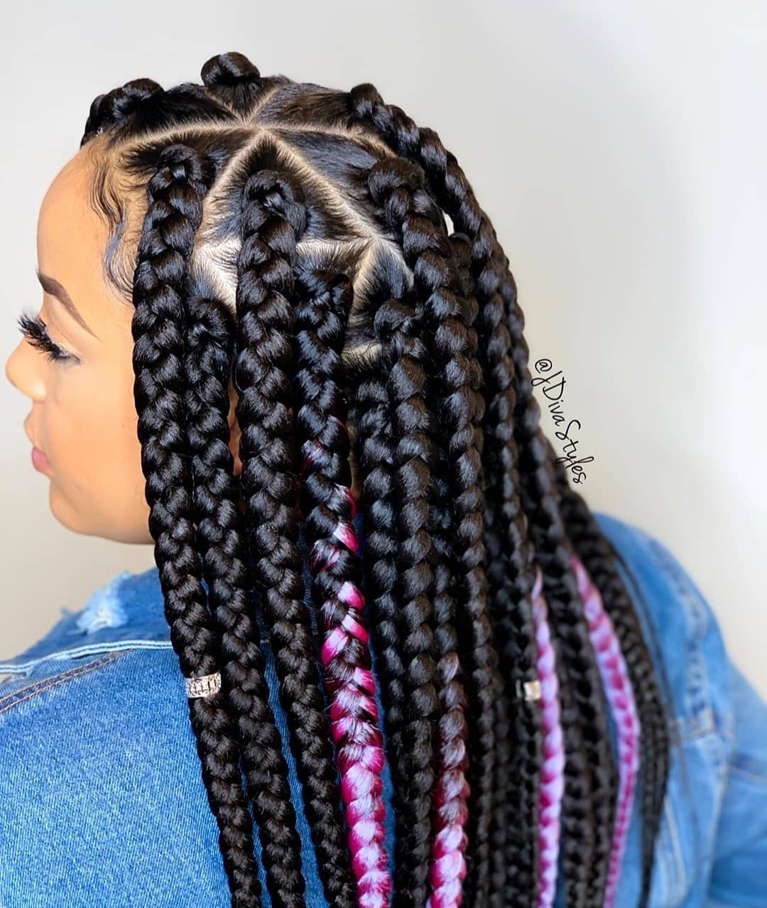 stylish jumbo braids with unique color accents