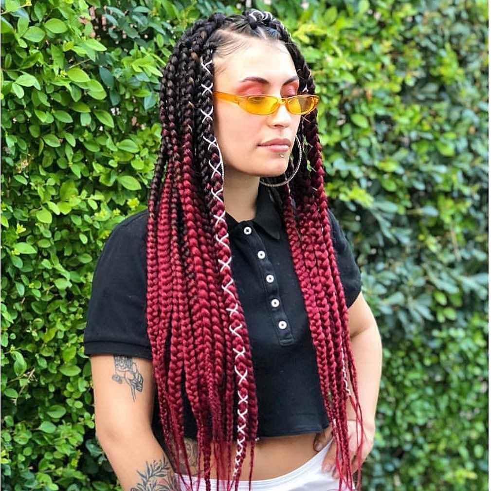 Vibrant Jumbo Braids with Unique Contrast and Accents