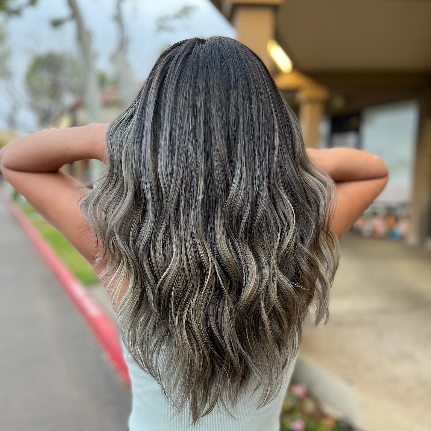 Modern Long V-Cut with Silvery Waves