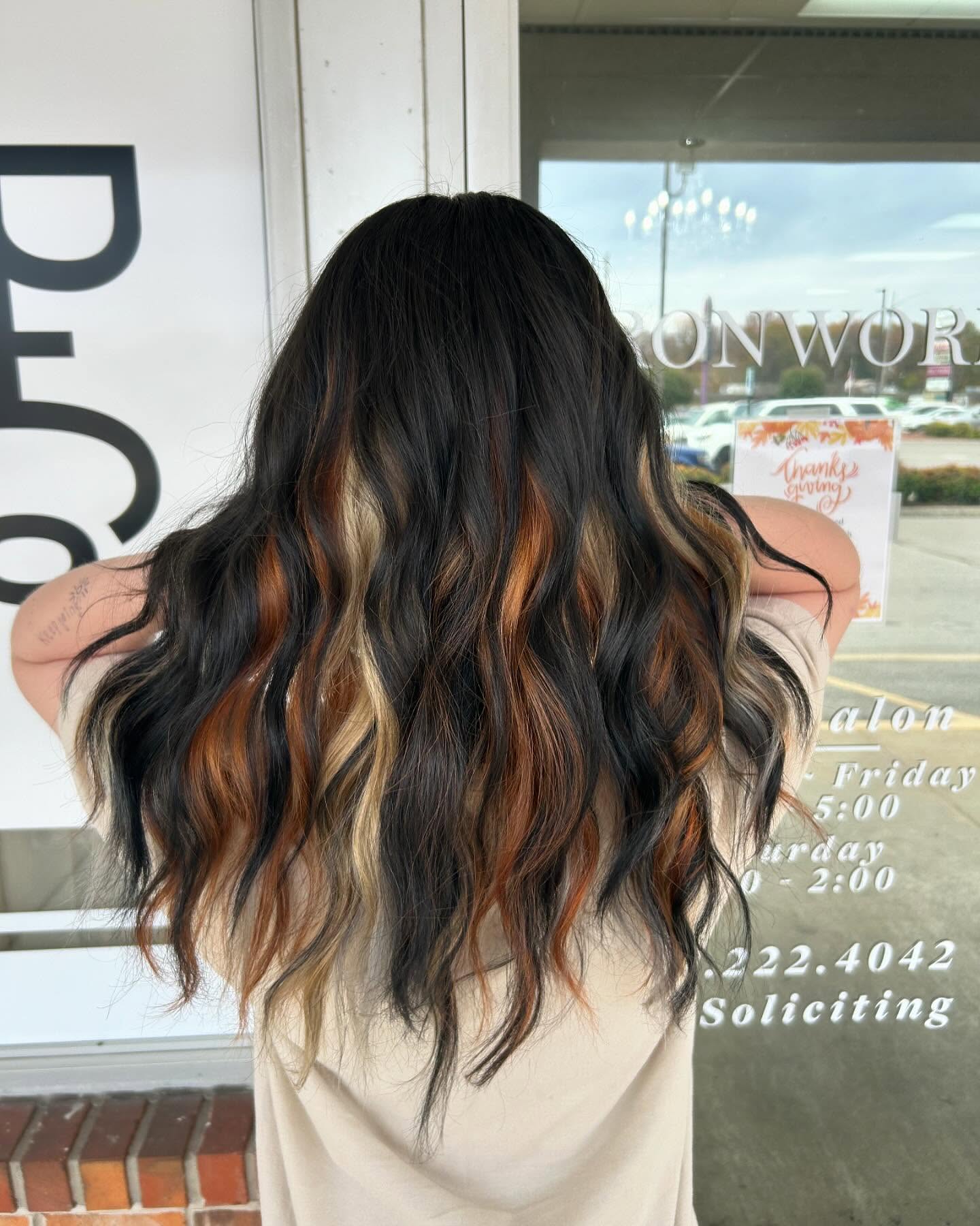 Stunning Calico Waves with Rich Tones