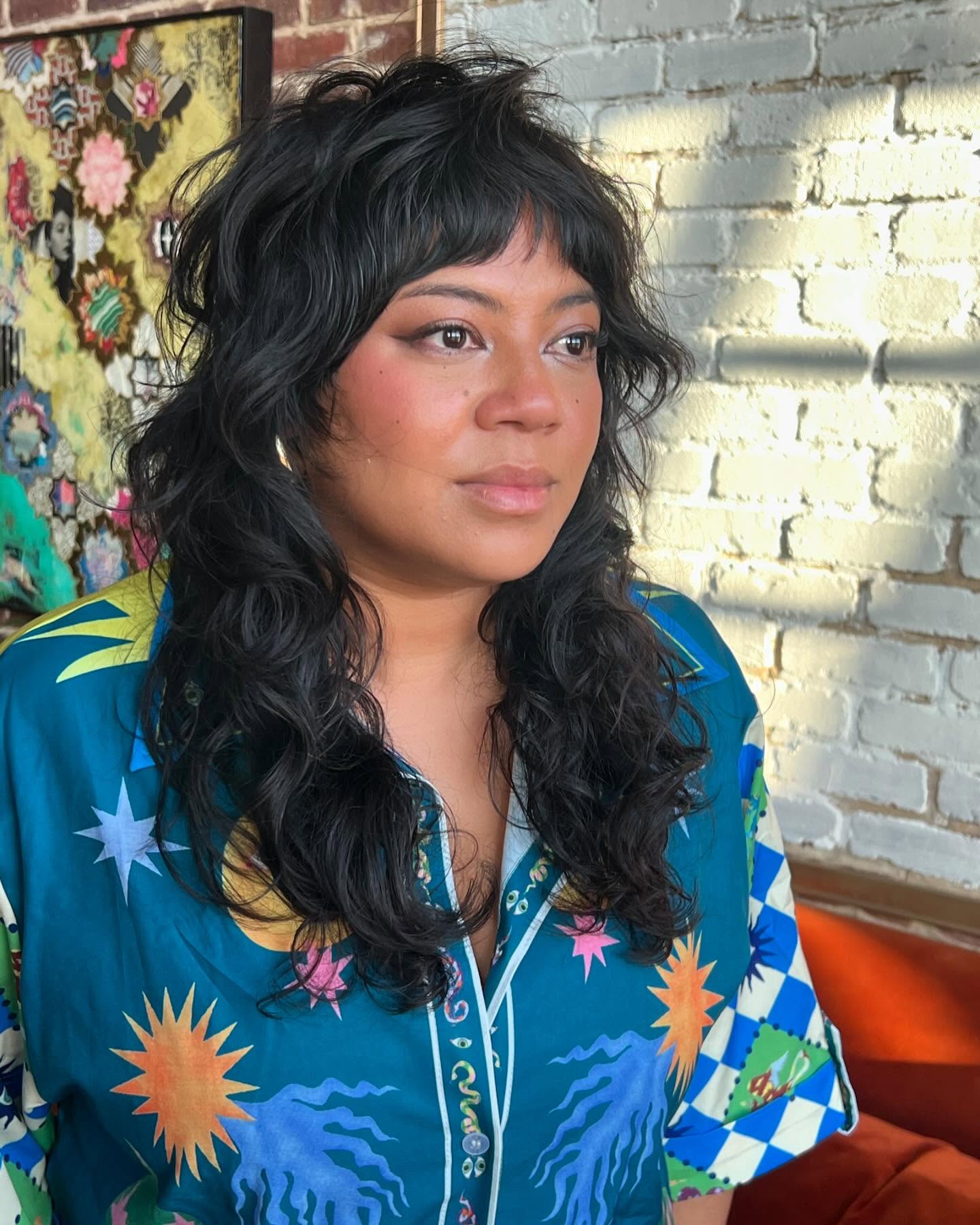Textured Wavy Shag with Playful Fringe