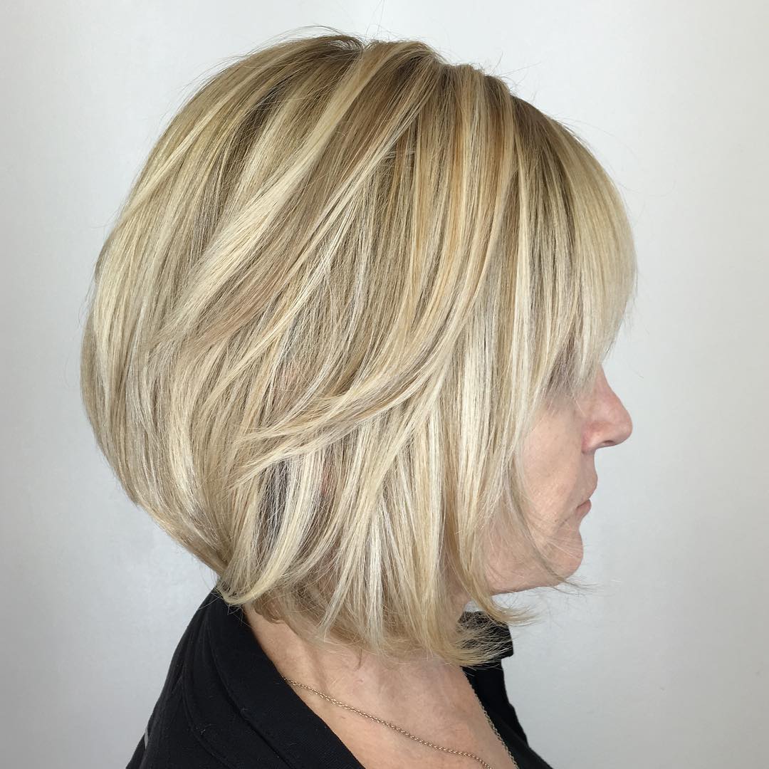 Chic Textured Bob with Bright Blonde Highlights
