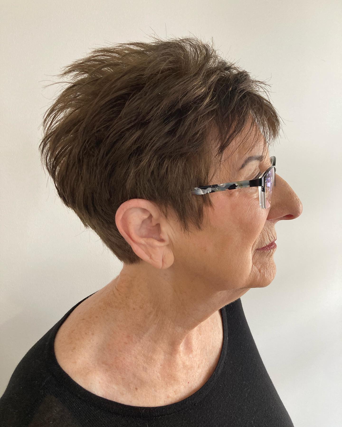 Chic Textured Short Cut with Effortless Volume